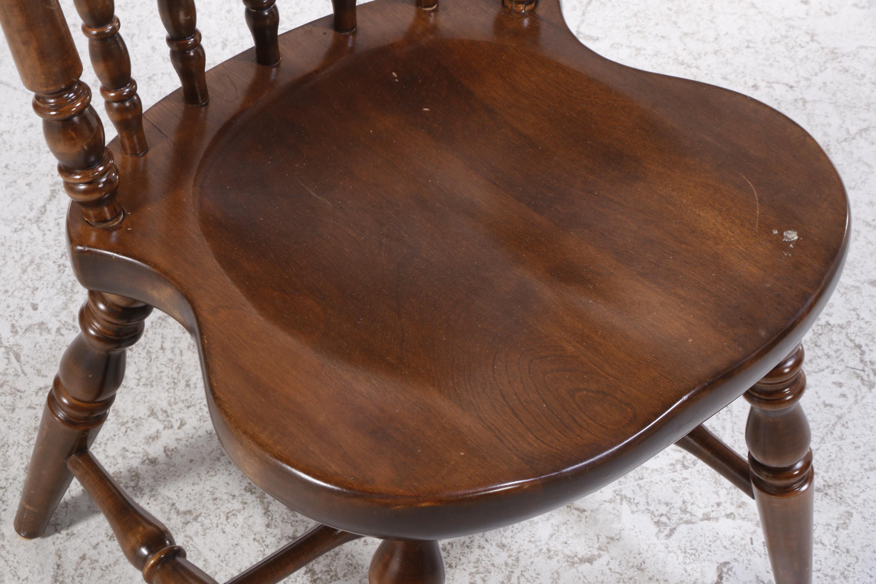 Nichols & Stone Co. Colonial Style Maple Five-Piece Dining Set