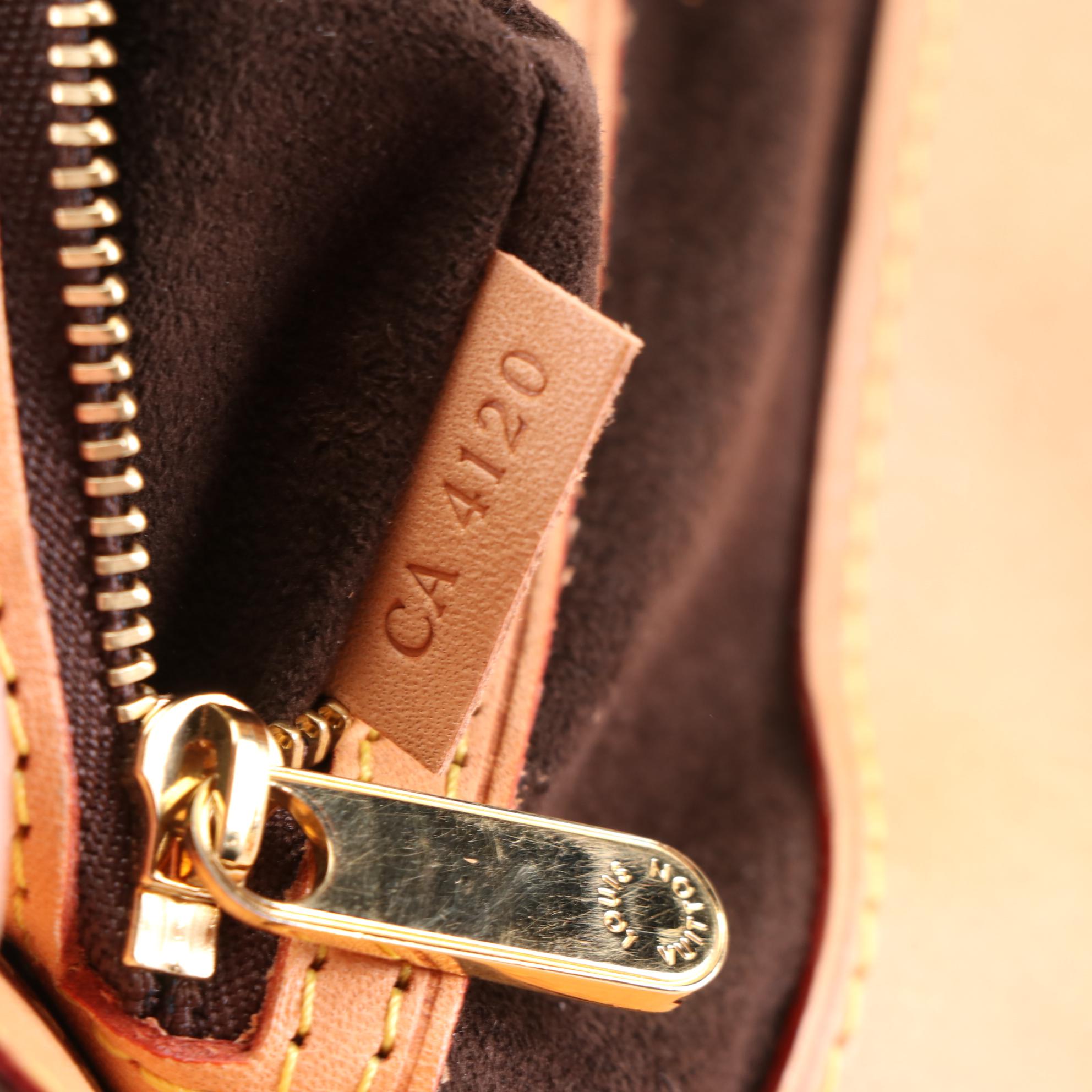 Louis Vuitton Wilshire MM Tote in  Monogram Canvas and Vachetta Leather