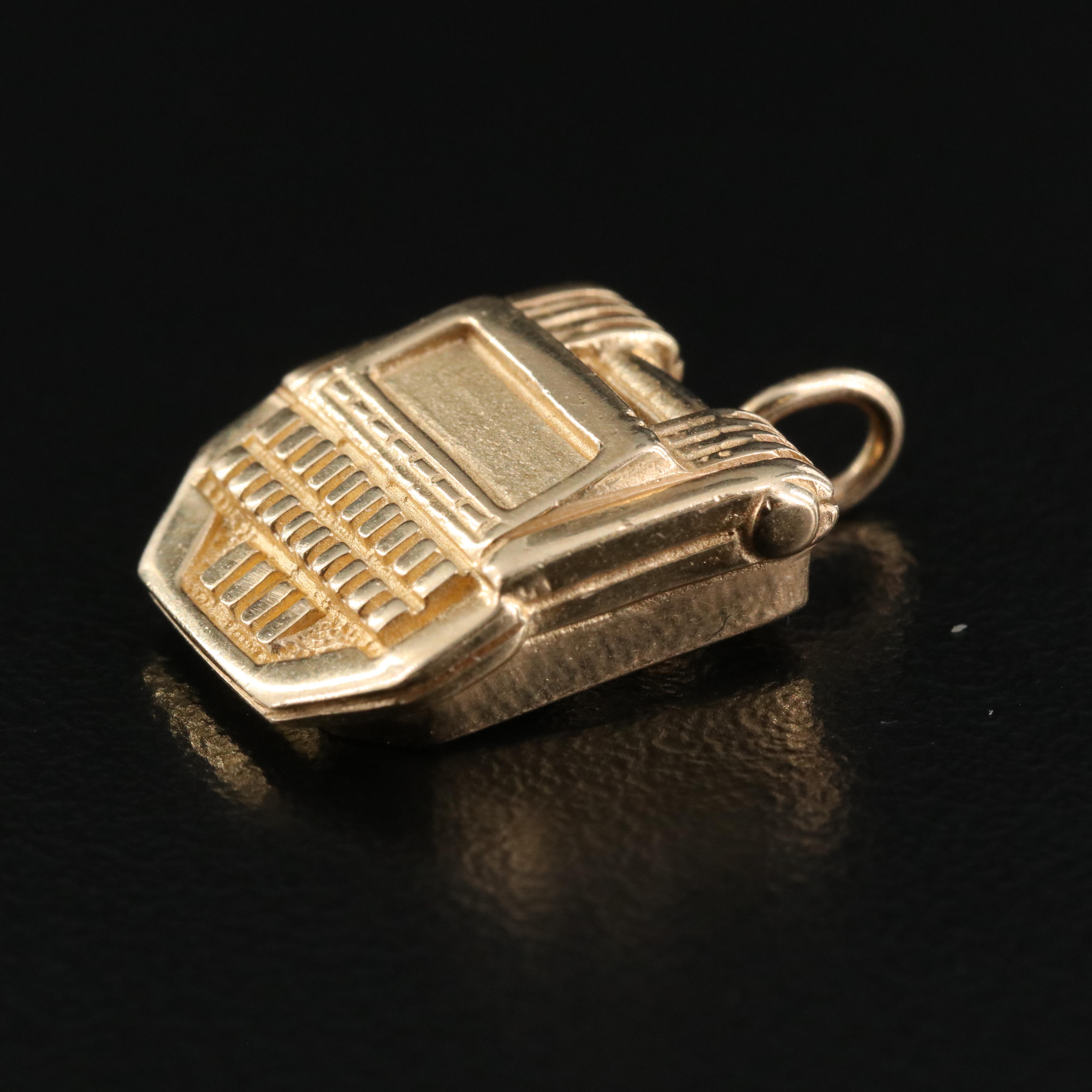 14K Stenograph Pendant