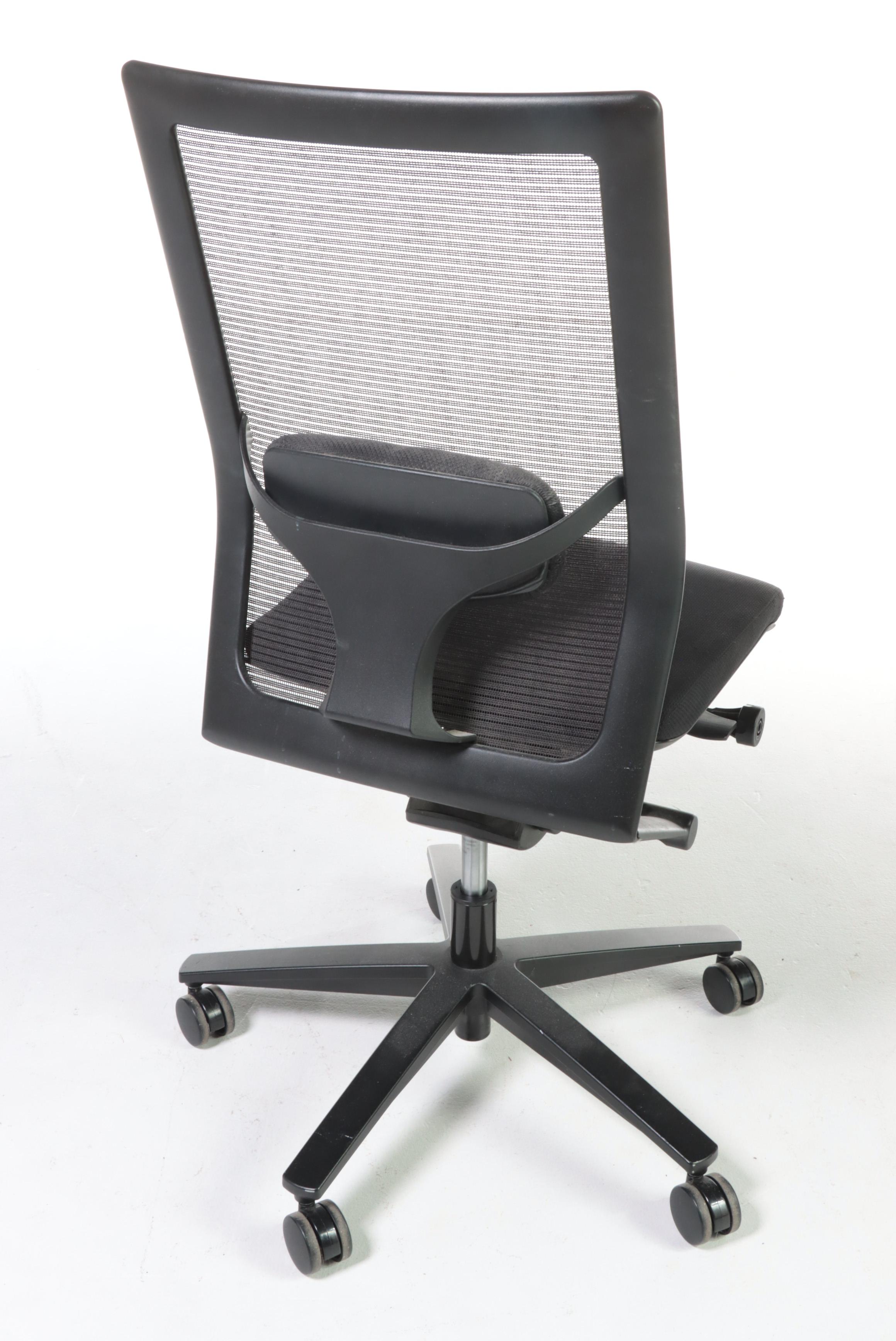 Contemporary Adjustable Swivel-Tilt Desk Chair