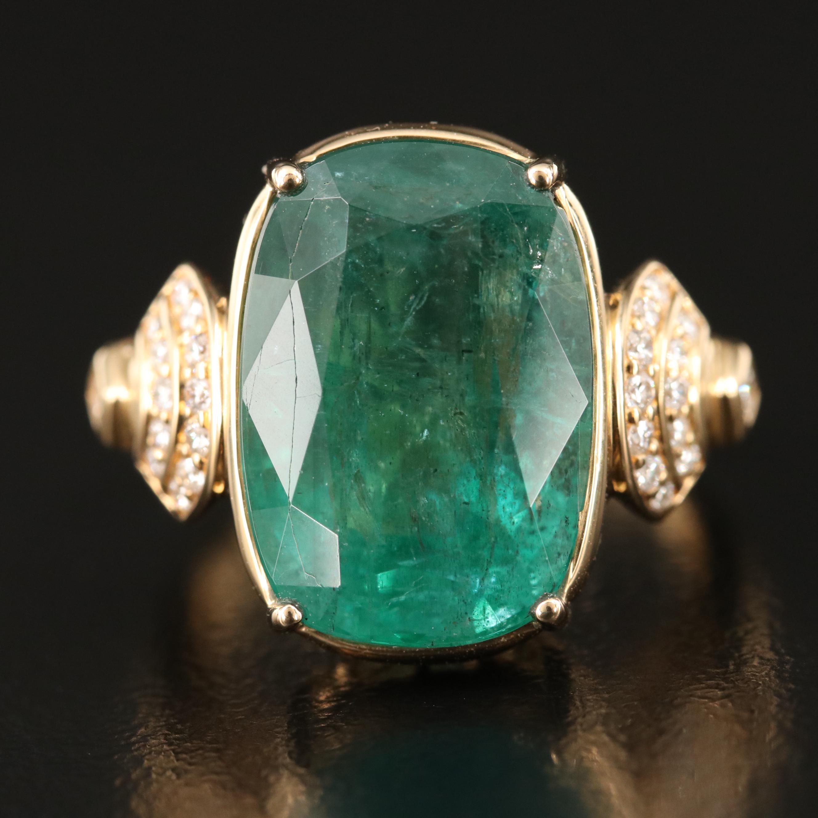 Chromia 18K 9.95 CT Emerald and Diamond Ring