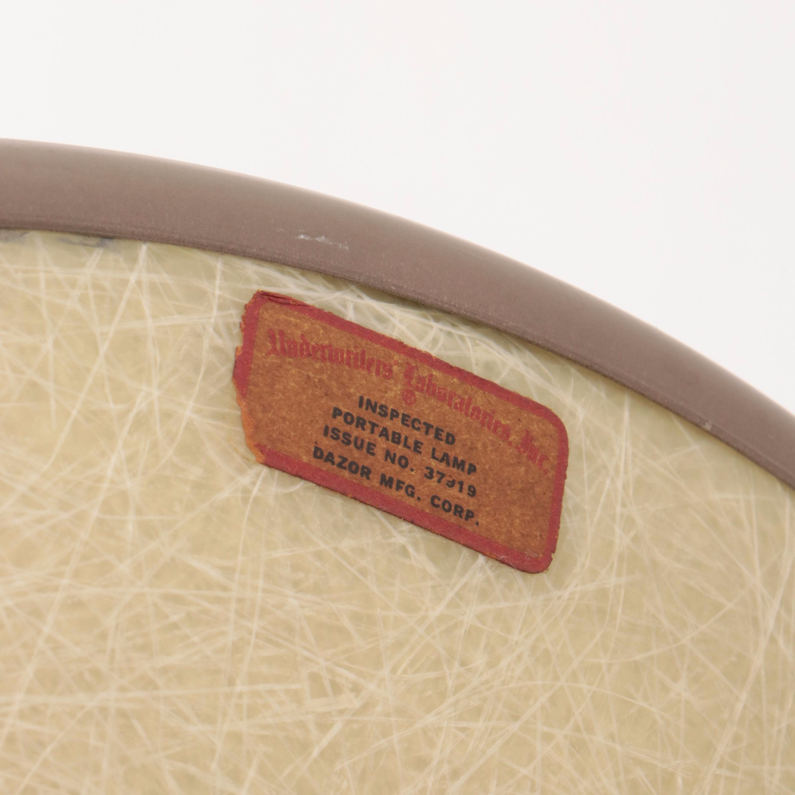 Dazor Mid Century Modern Flying Saucer Table Lamp, 1950s