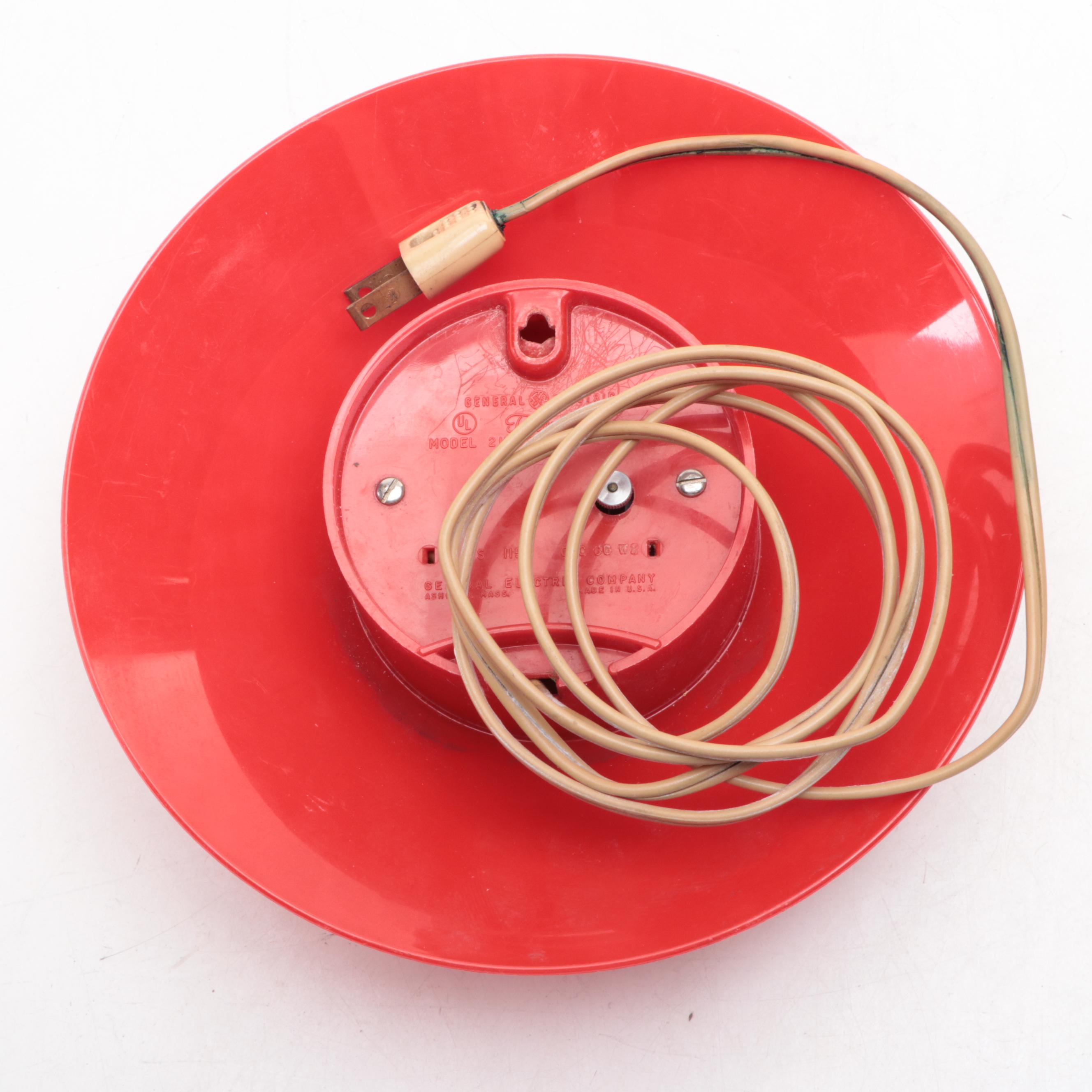 General Electric Telechron Plastic Kitchen Wall Clock, Mid-20th Century