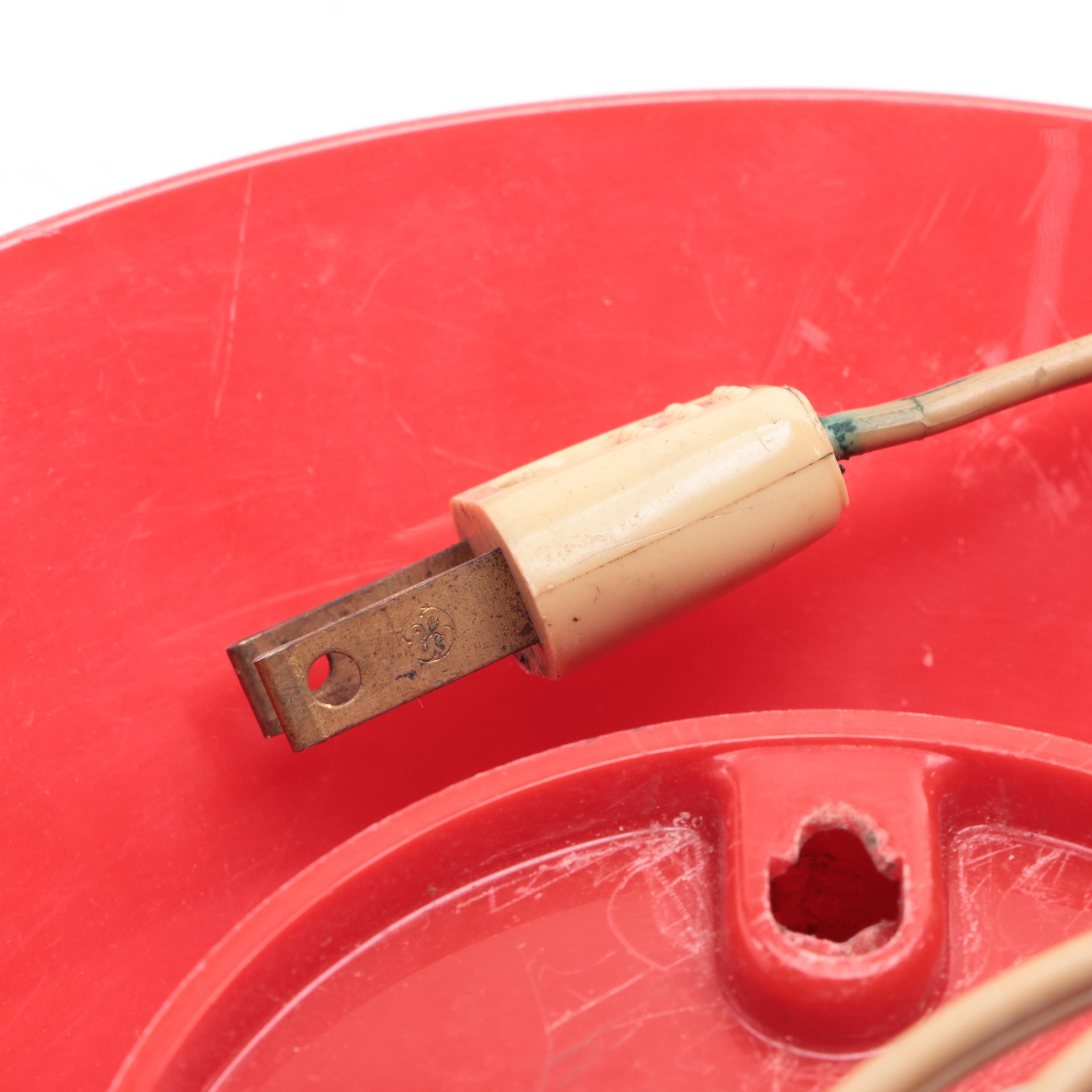 General Electric Telechron Plastic Kitchen Wall Clock, Mid-20th Century