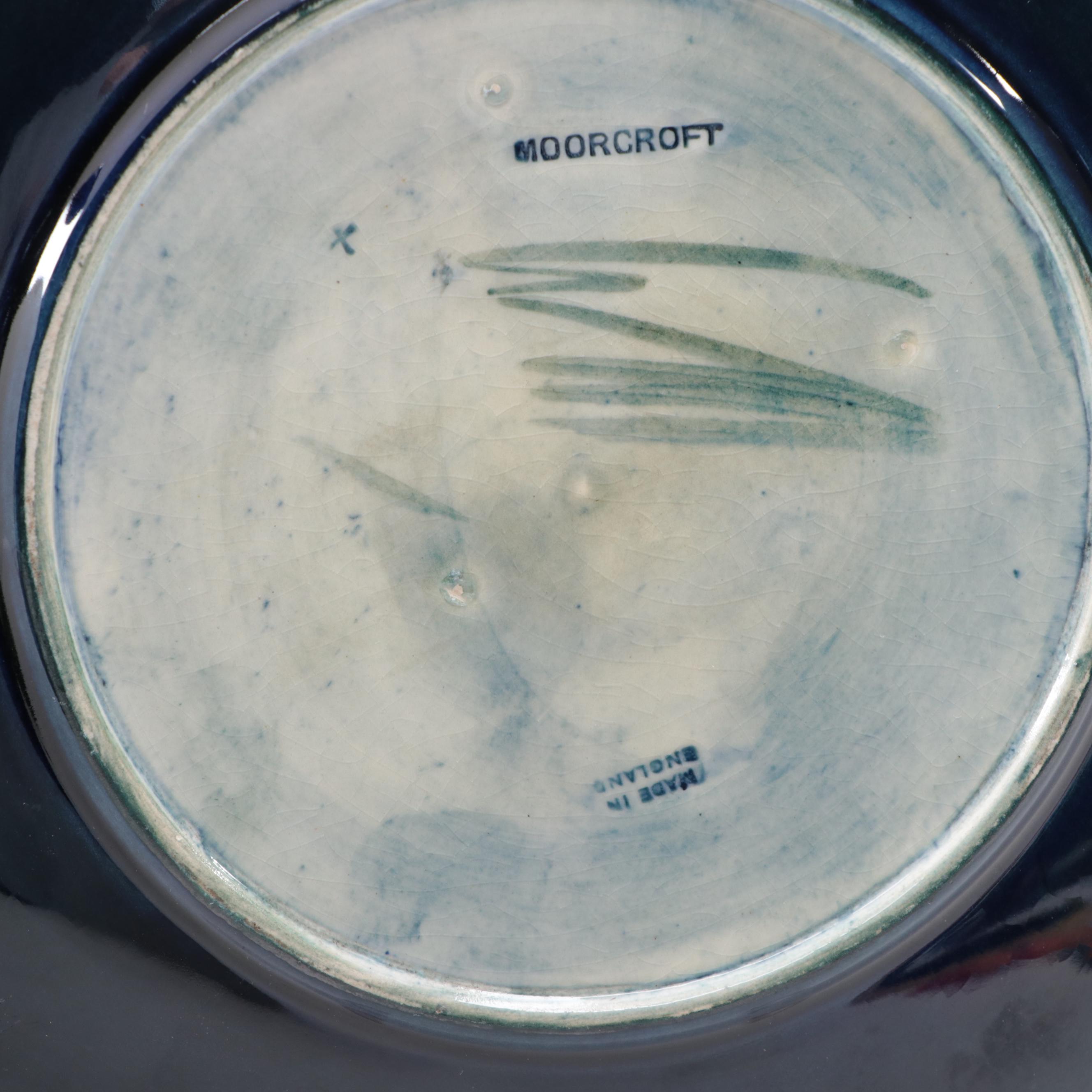 Moorcroft Pottery Hibiscus Earthenware Plates