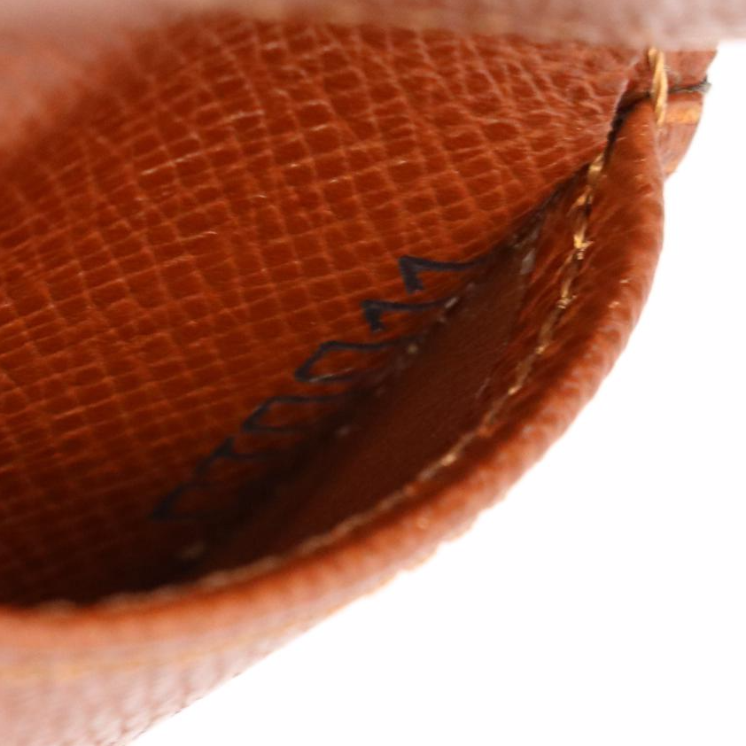 Louis Vuitton Bifold Wallet in Monogram Canvas