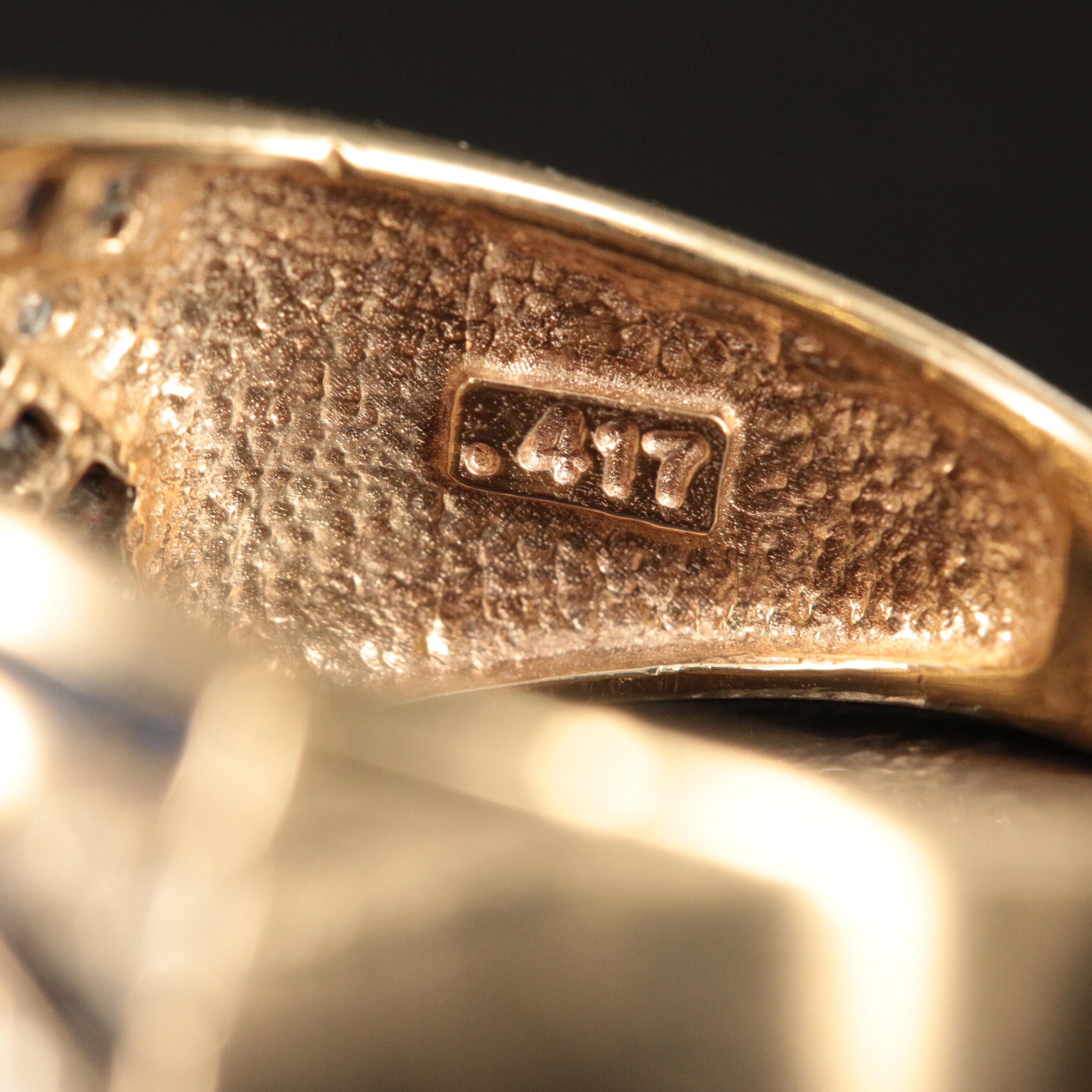 10K Diamond and Sapphire Chevron Patterned Band