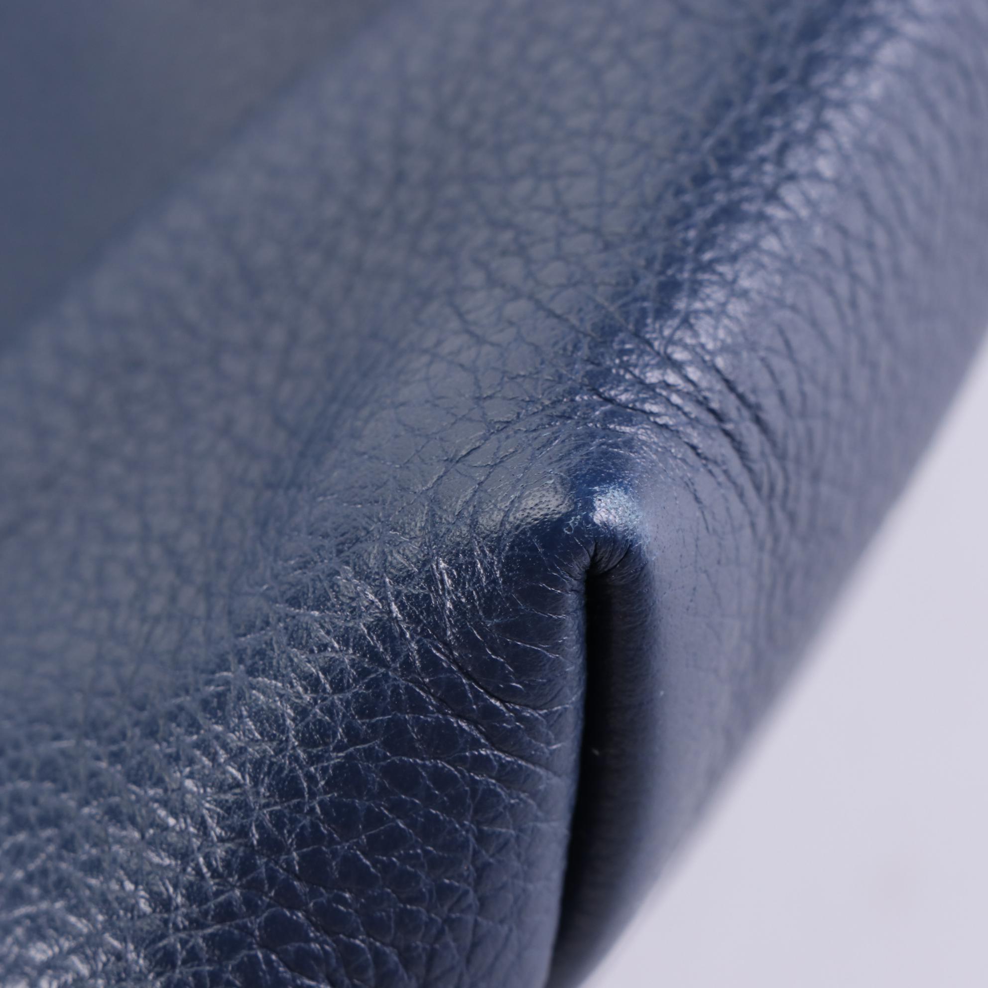 Prada Large Tote Bag in Vitello Daino Leather