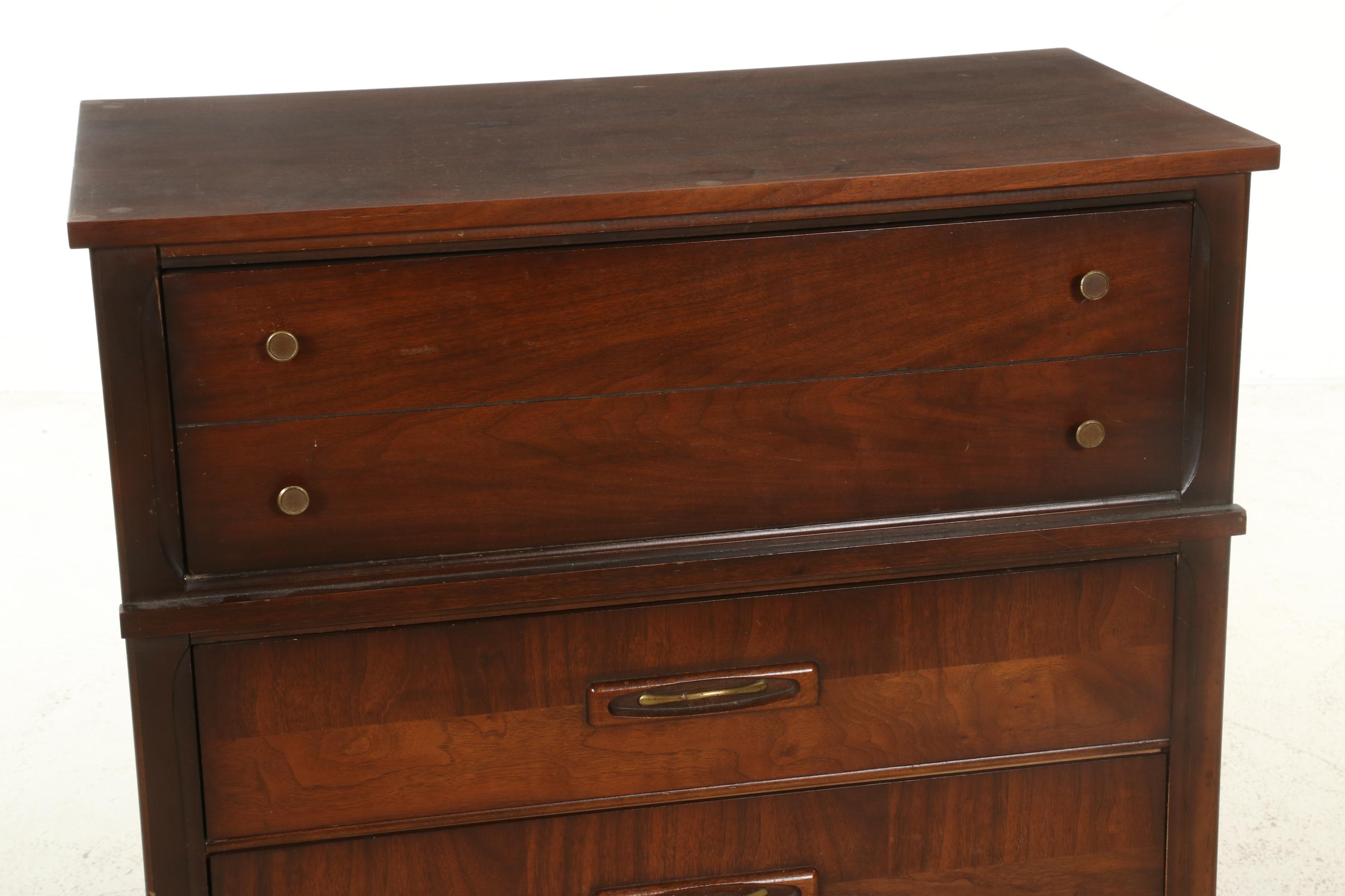 Mid Century Modern Style Walnut Finish Chest of Drawers