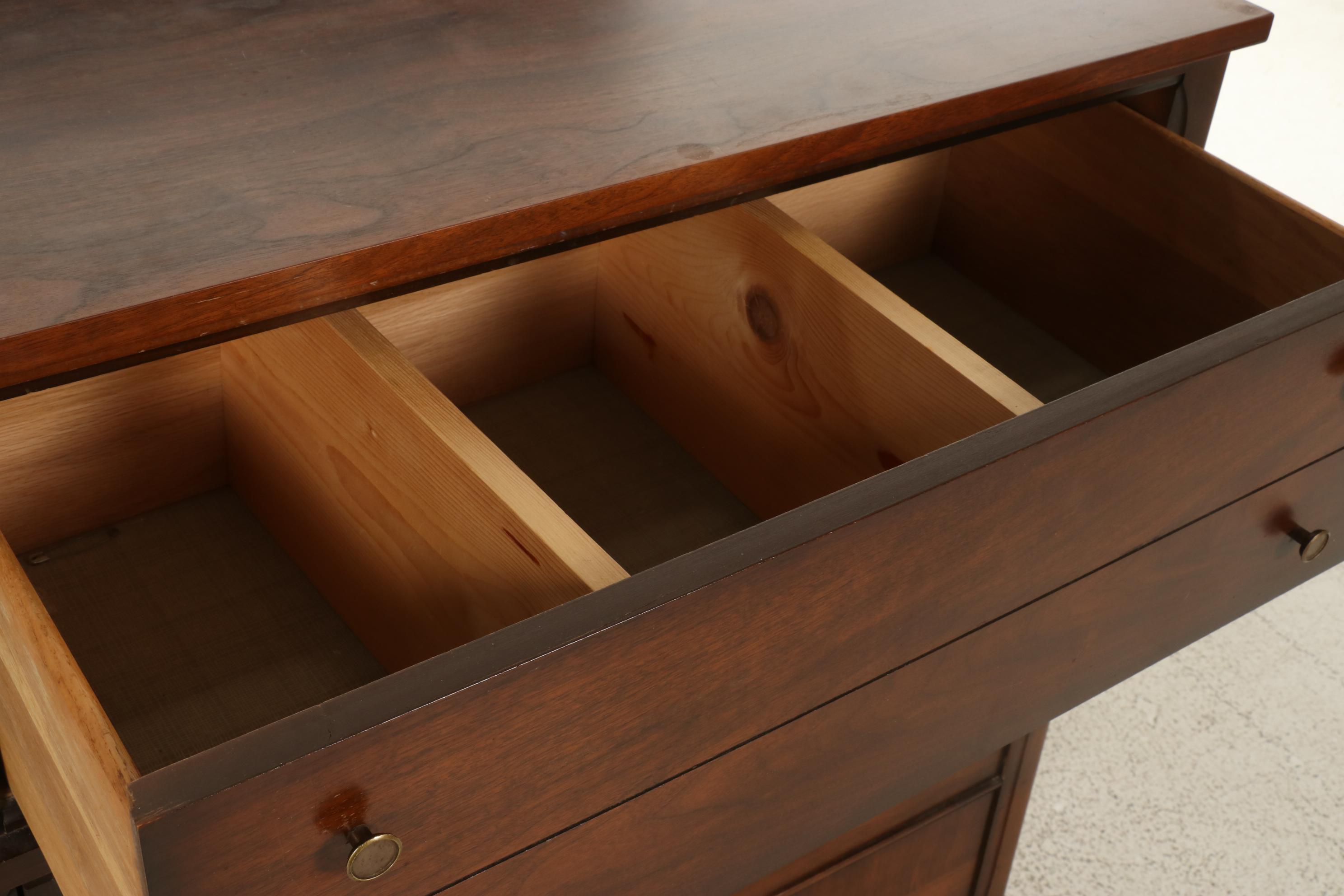 Mid Century Modern Style Walnut Finish Chest of Drawers