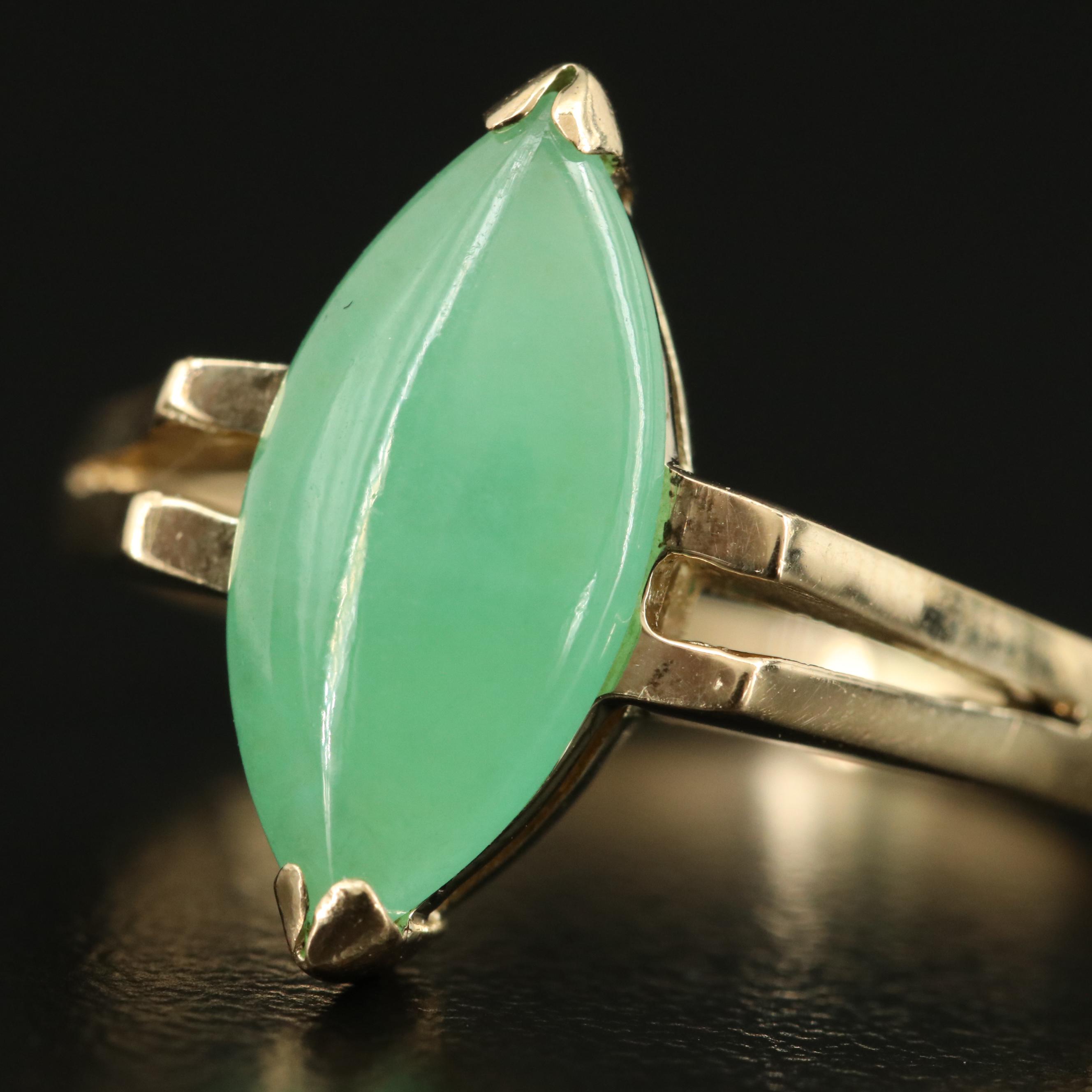 S.J. Lau Jewellery Co. Ltd. 14K Jadiete Ring