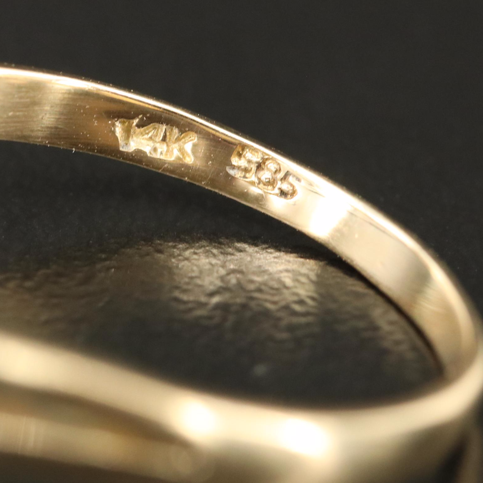 S.J. Lau Jewellery Co. Ltd. 14K Jadiete Ring