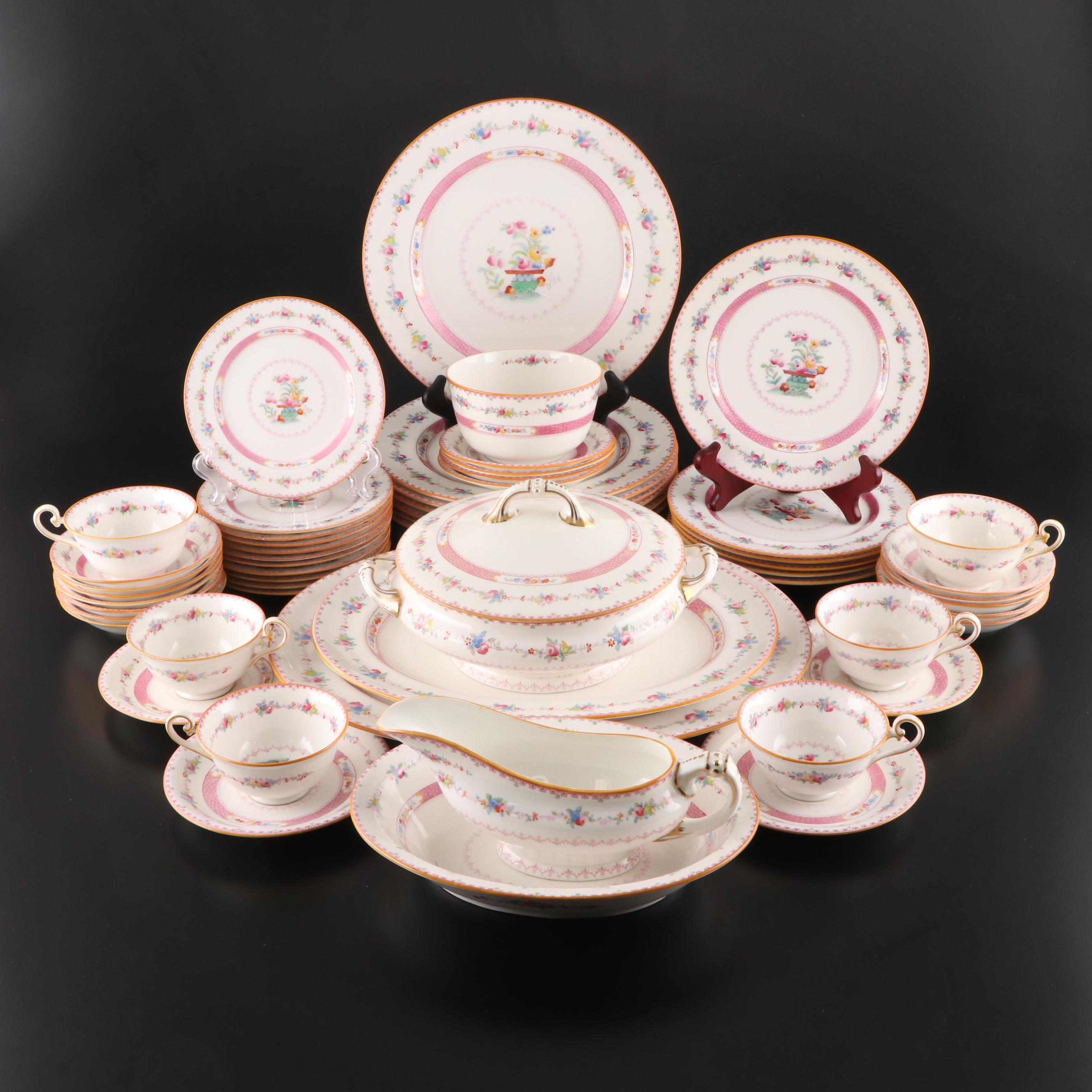 Royal Doulton "The Belgrade" Bone China Dinnerware, Early to Mid-20th Century