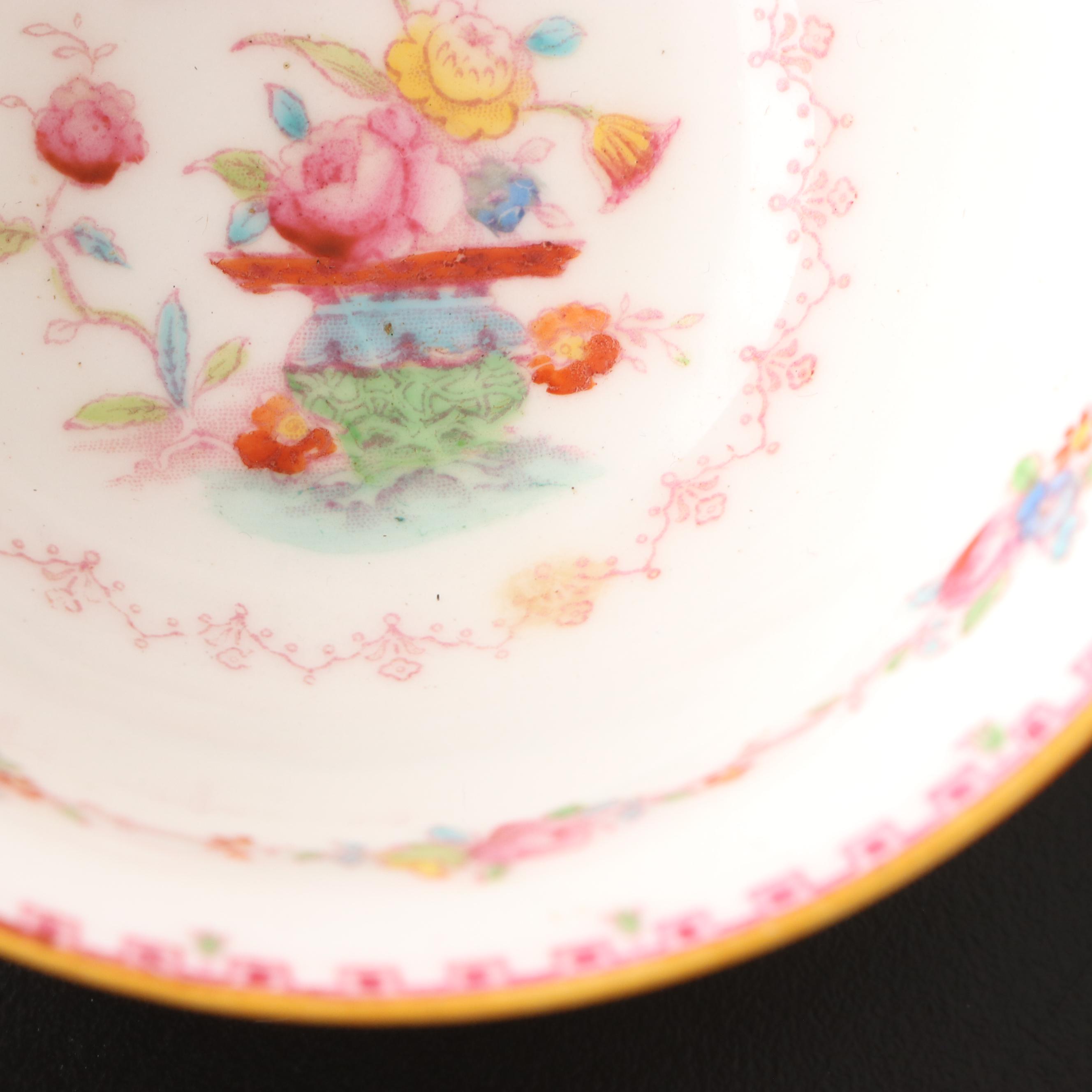 Royal Doulton "The Belgrade" Bone China Dinnerware, Early to Mid-20th Century