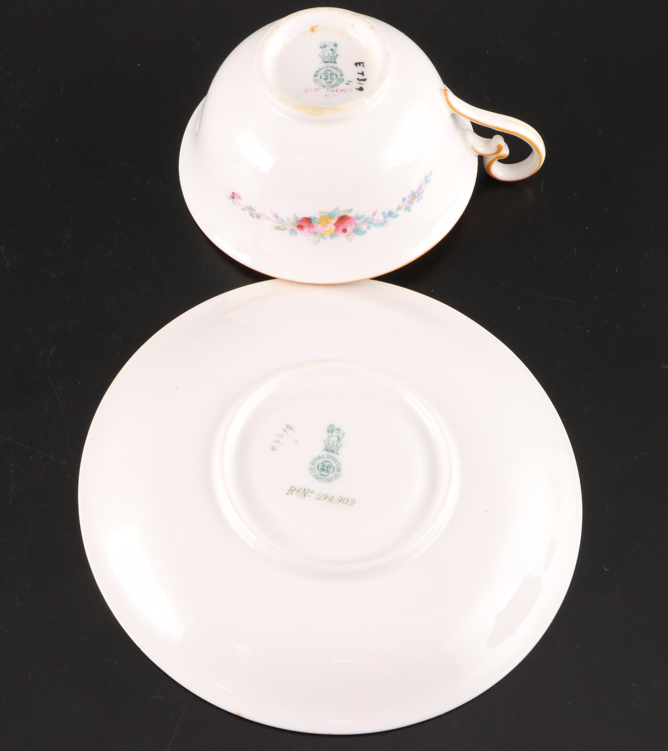 Royal Doulton "The Belgrade" Bone China Dinnerware, Early to Mid-20th Century