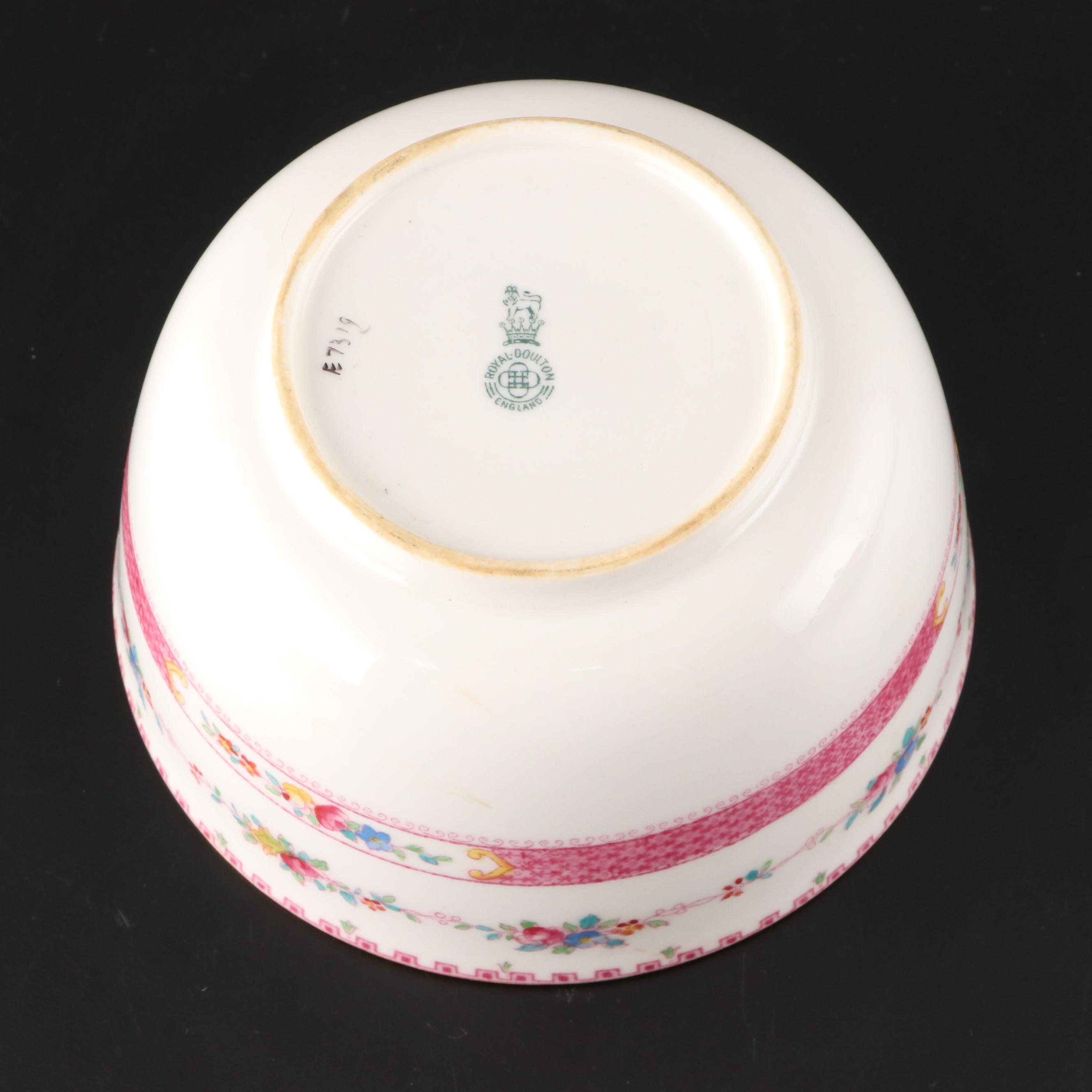 Royal Doulton "The Belgrade" Bone China Dinnerware, Early to Mid-20th Century