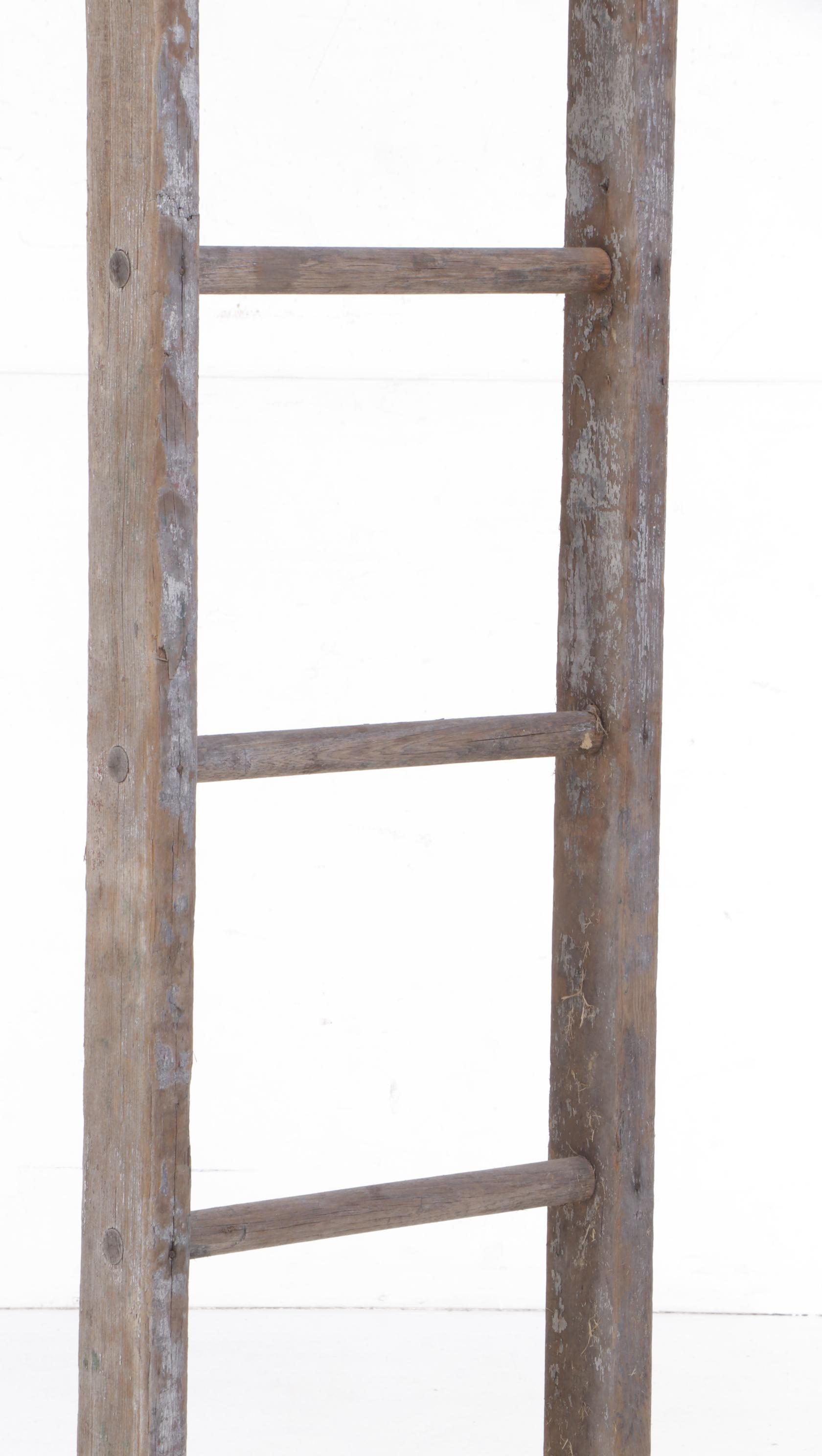 American Primitive Pine Seven-Rung Ladder, Late 19th/Early 20th Century