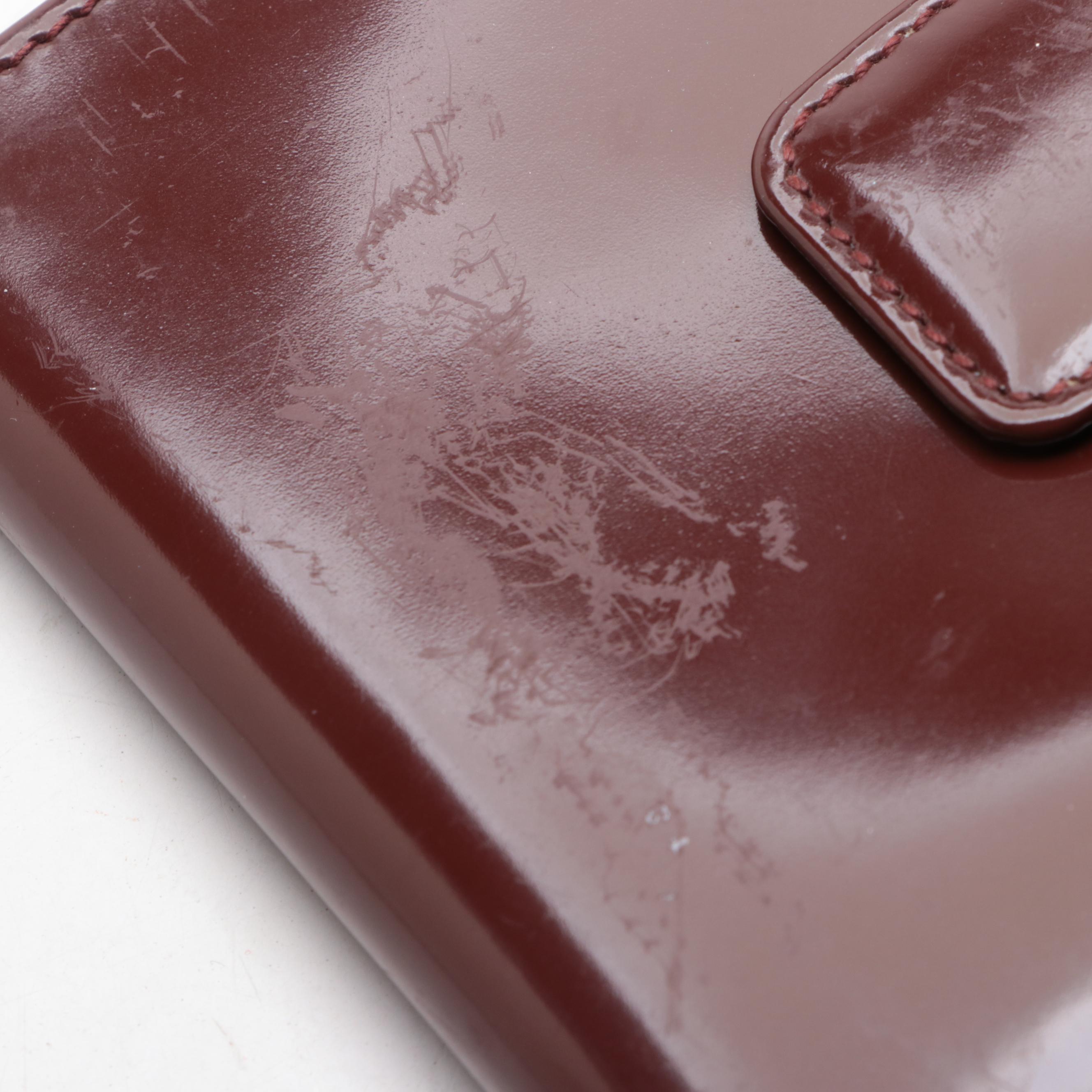 Gucci Compact Wallet in Polished Leather