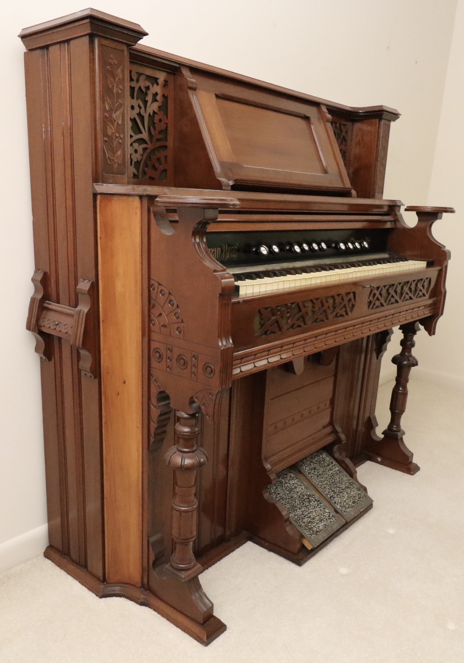 The Newman Brothers Organ Co. Victorian Parlor Upright Organ, Early 20th C.