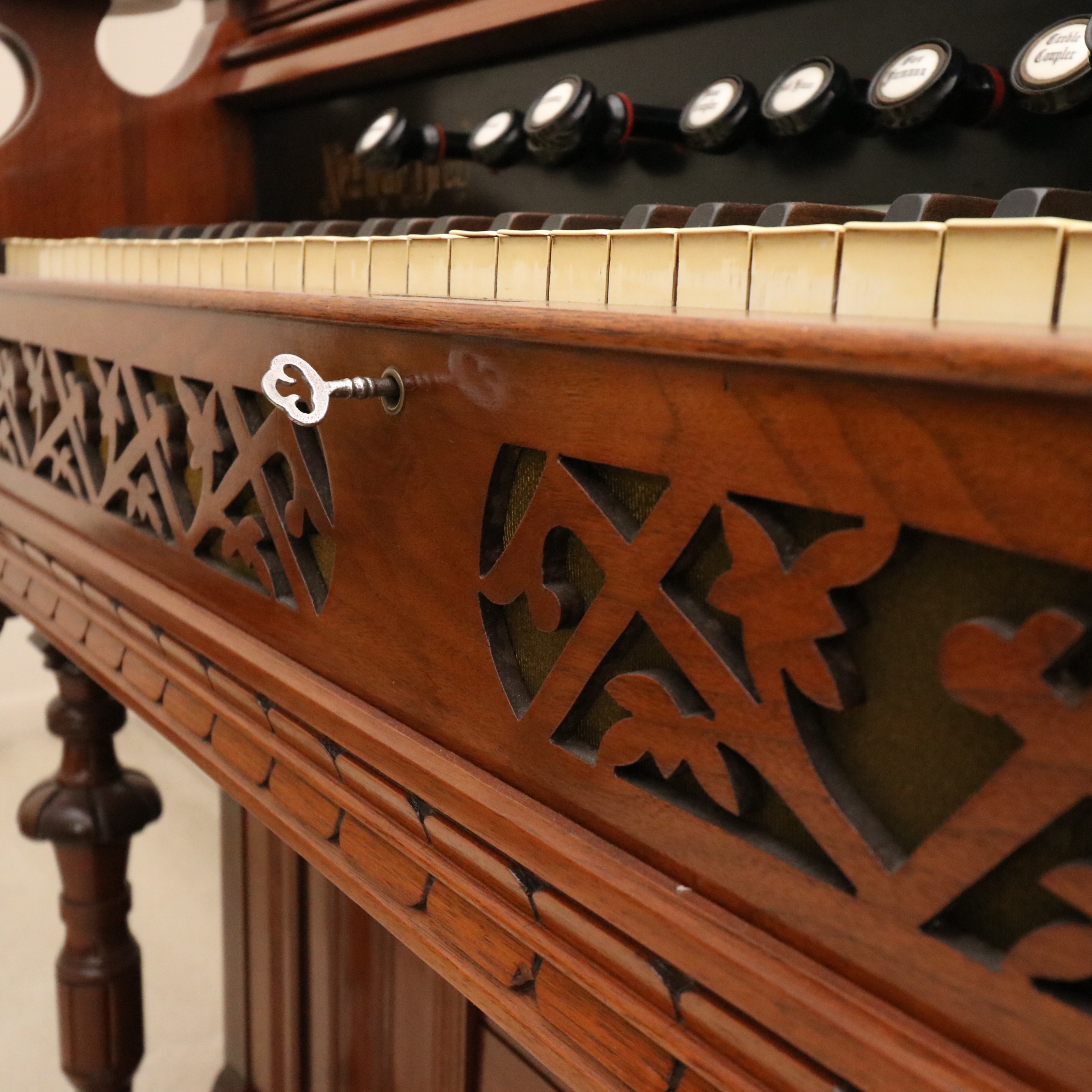 The Newman Brothers Organ Co. Victorian Parlor Upright Organ, Early 20th C.