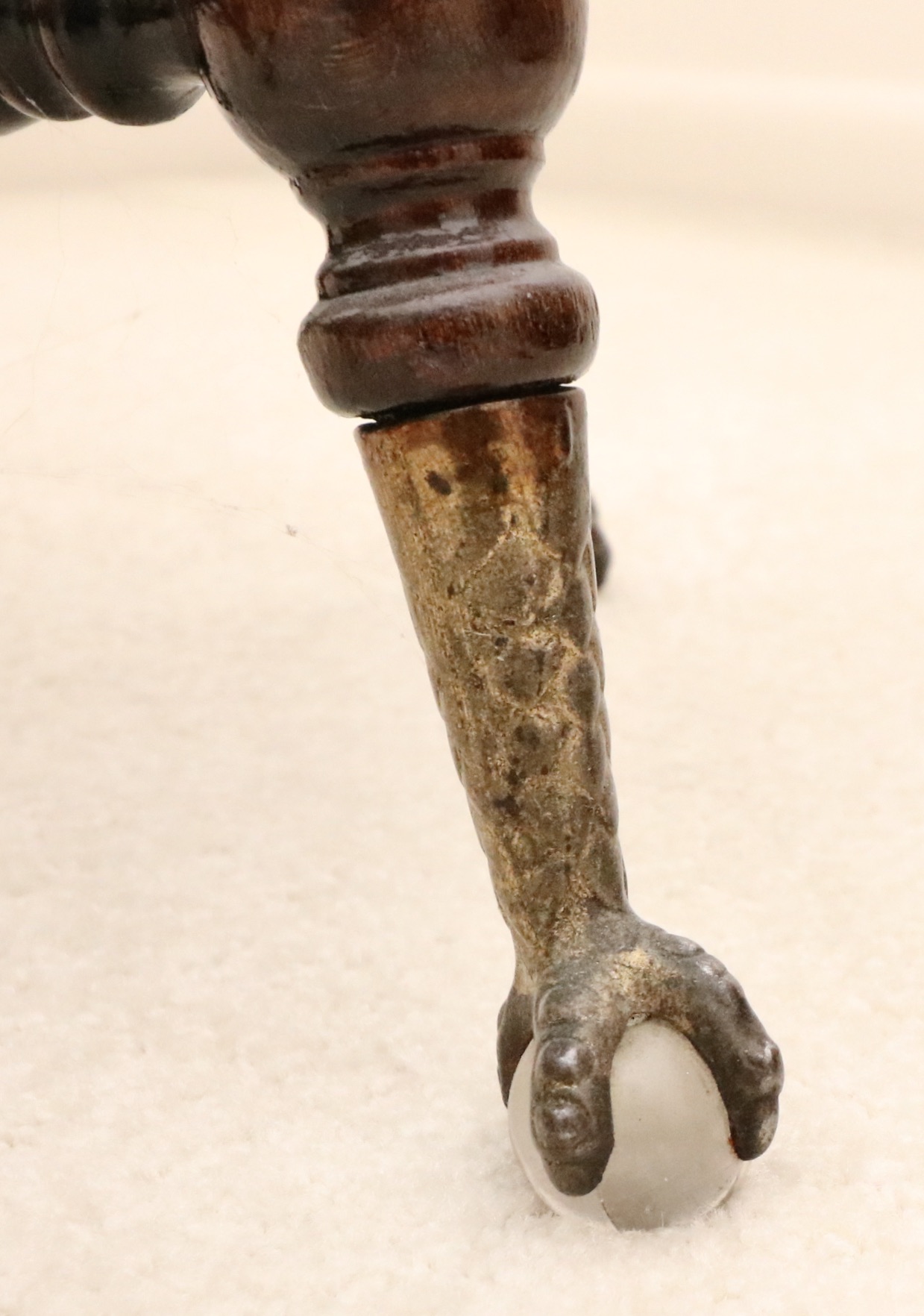 The Newman Brothers Organ Co. Victorian Parlor Upright Organ, Early 20th C.