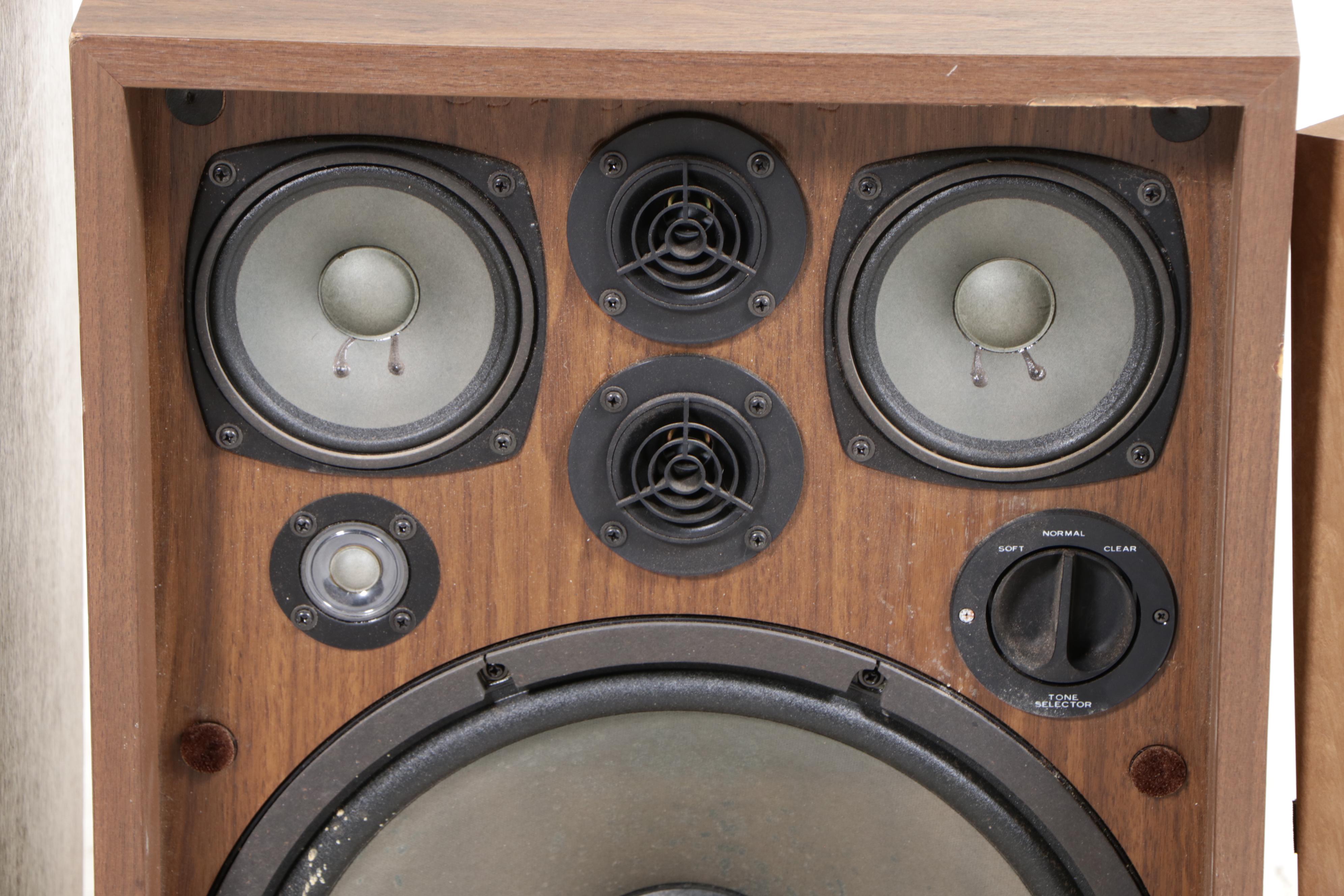 Pair of Kenwood KL-777A Speakers