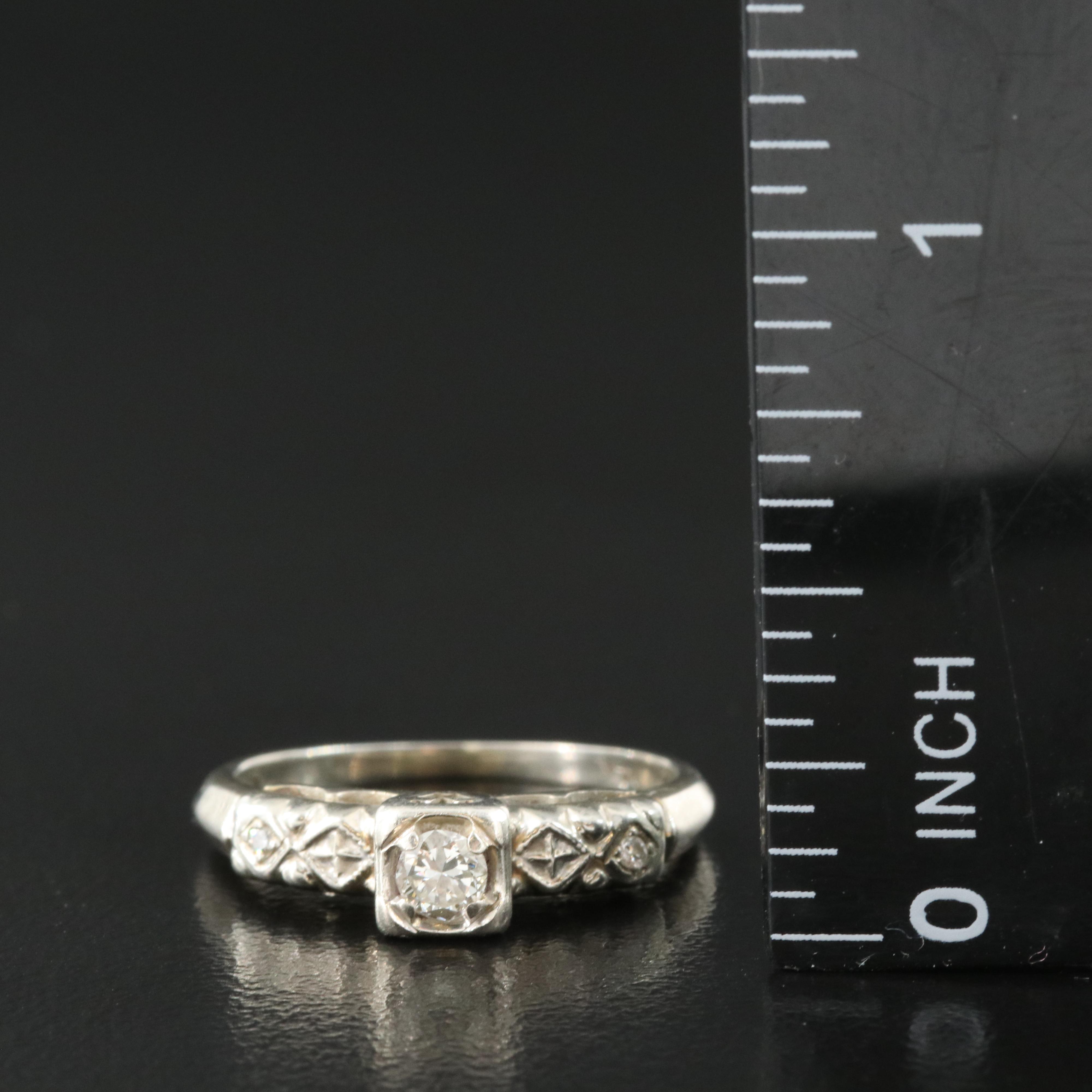 14K 0.15 CTW Diamond Ring