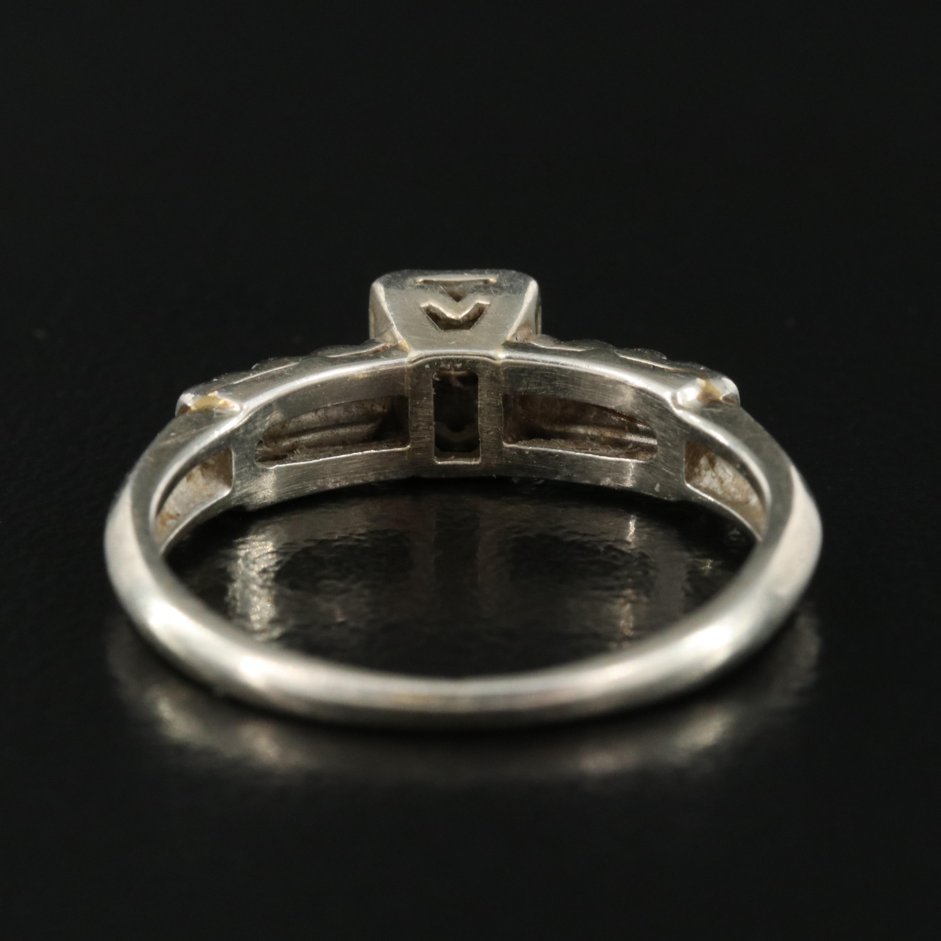 14K 0.15 CTW Diamond Ring