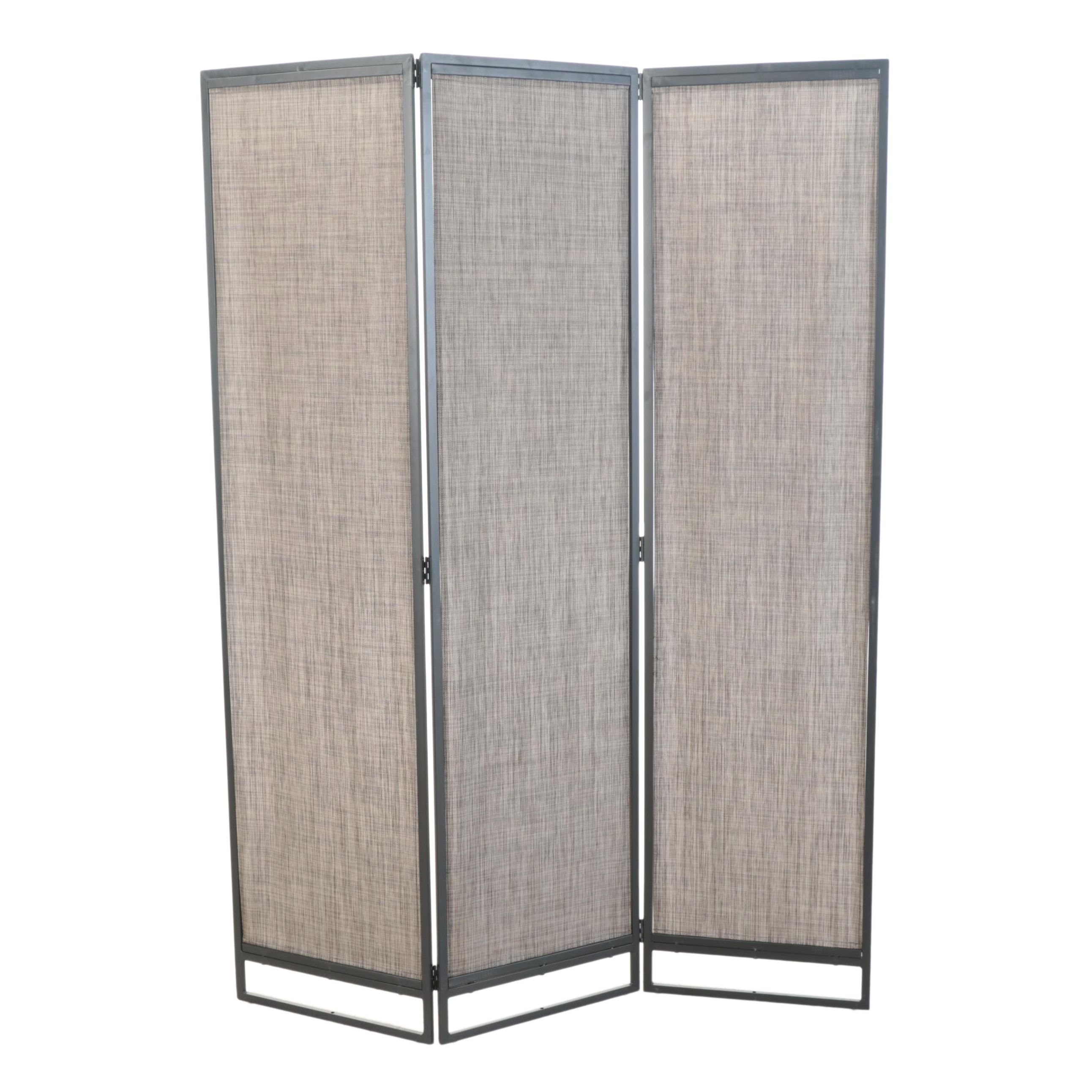 Freestanding Outdoor Privacy Screen