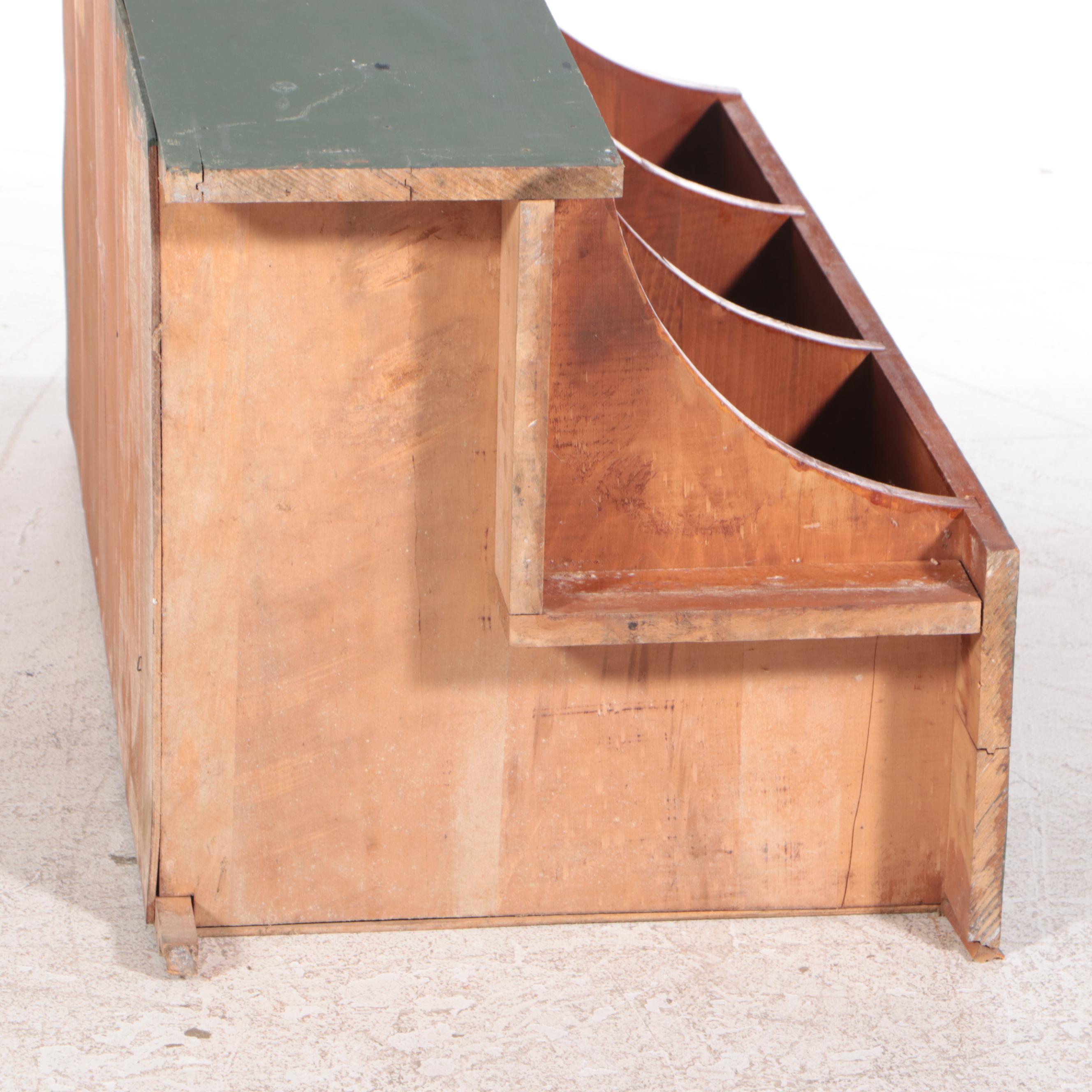 Parcel-Painted Wood Three-Piece Pool Cue Storage Unit