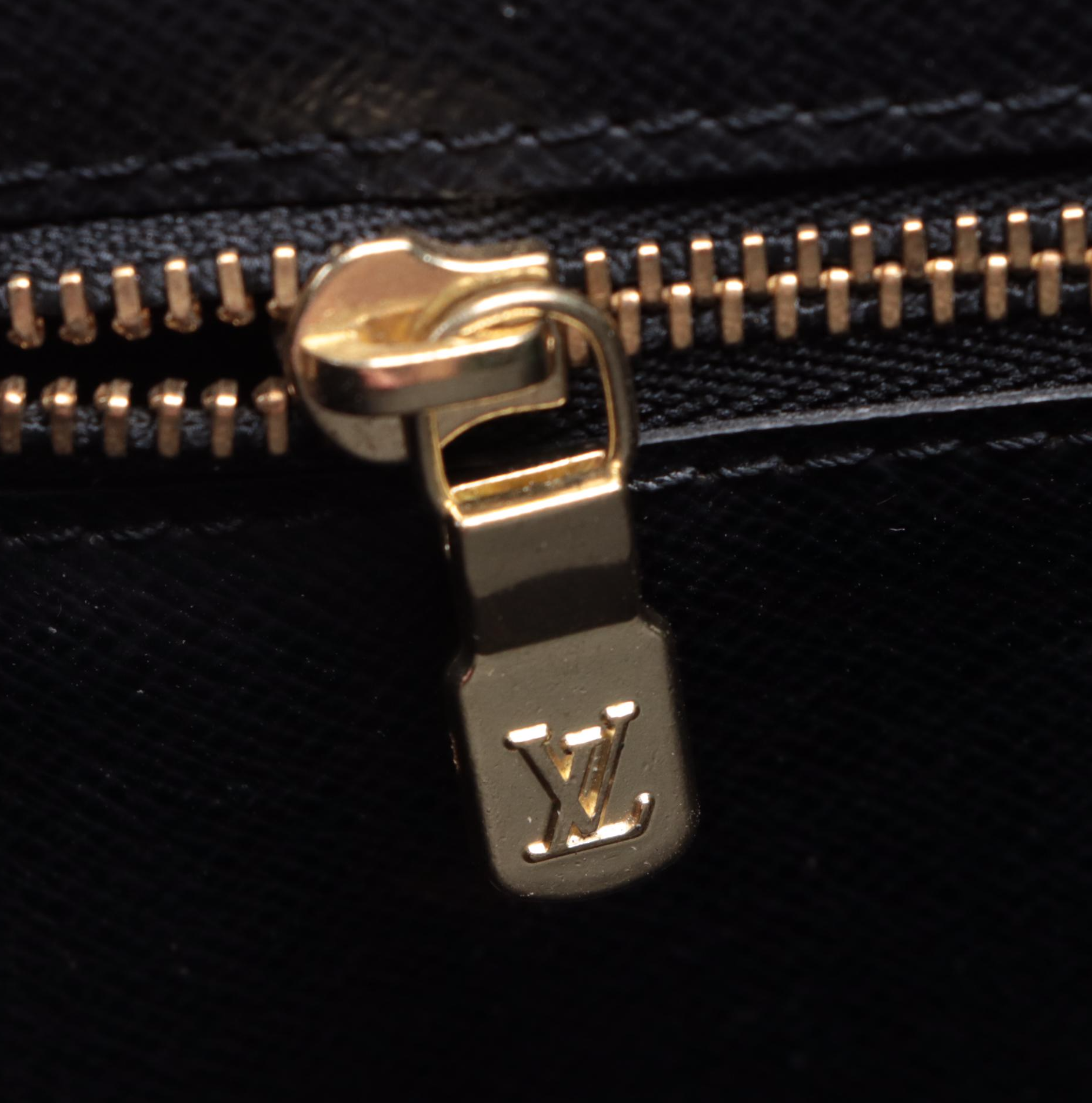 Louis Vuitton Art Deco Clutch Bag in Black Epi Leather