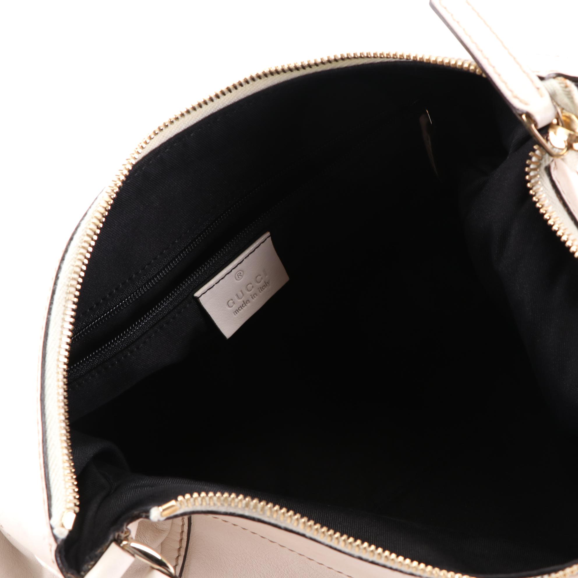 Gucci Abbey D-Ring Hobo Bag in White Leather