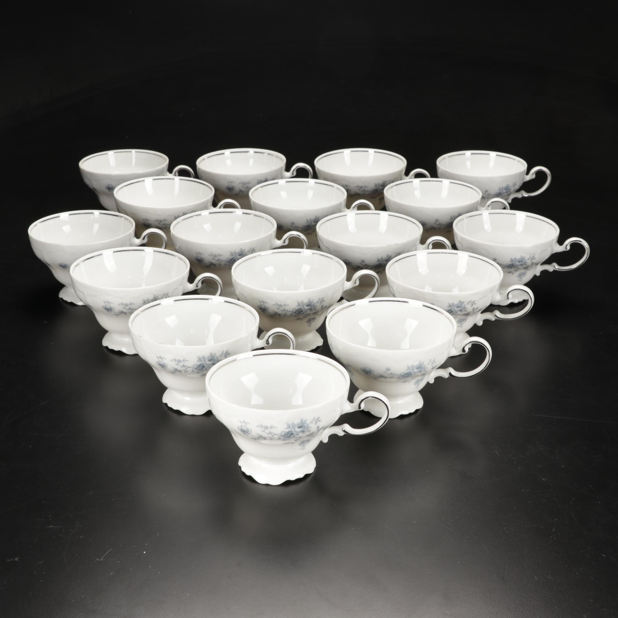 Johann Haviland Bavaria Germany 99-Piece Blue Garland China Set