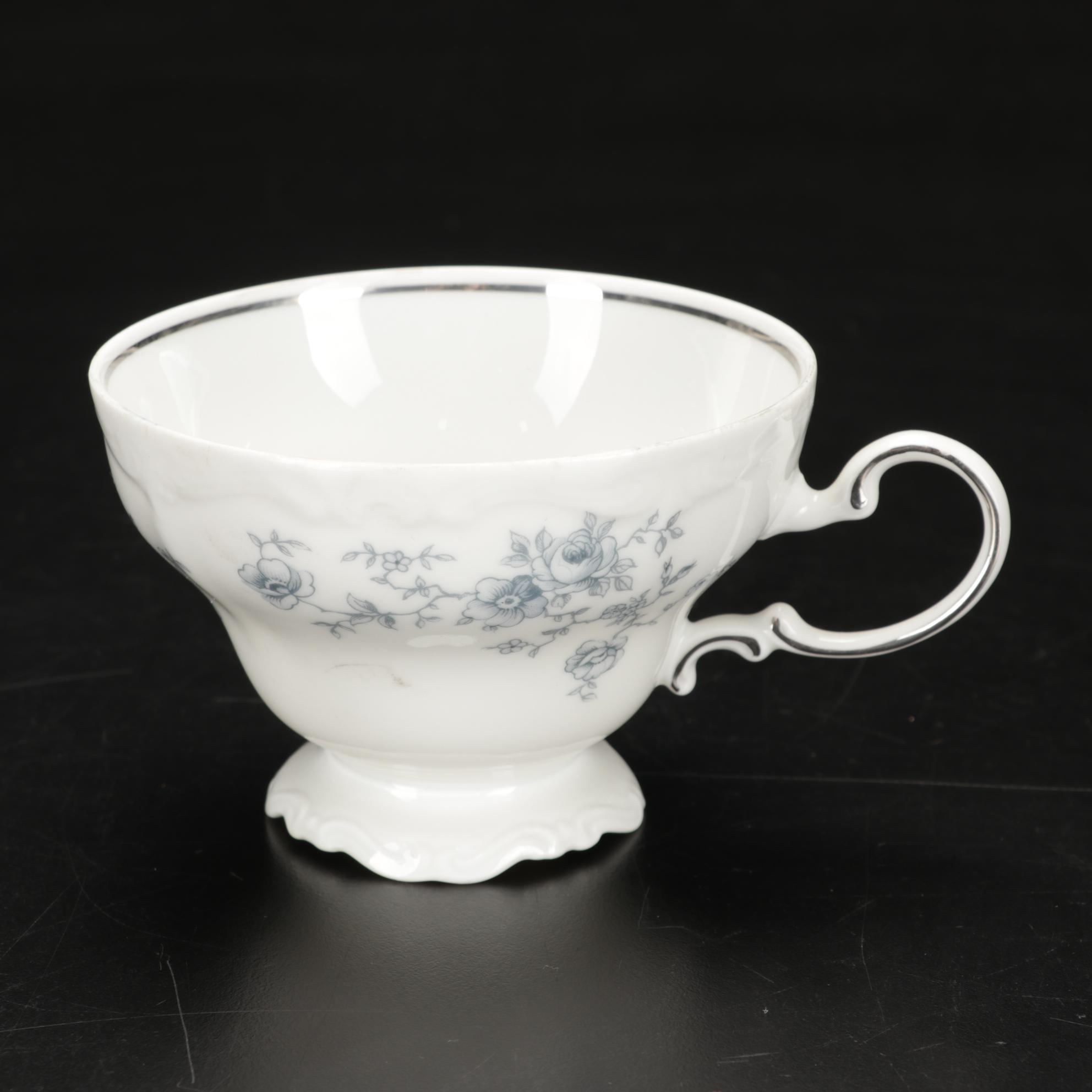 Johann Haviland Bavaria Germany 99-Piece Blue Garland China Set