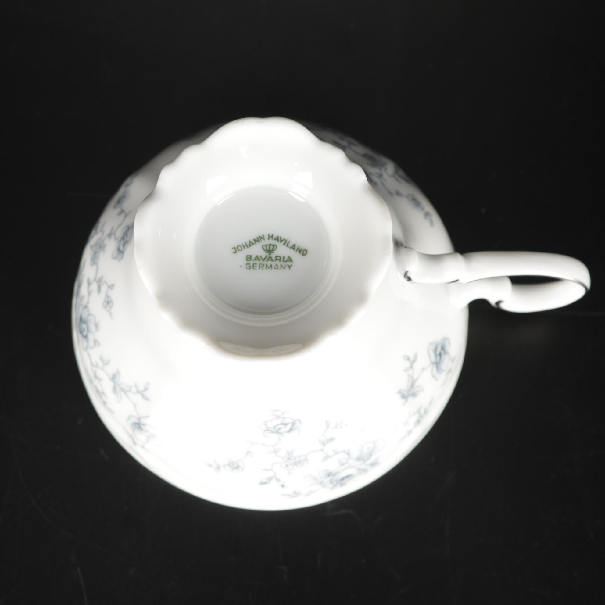 Johann Haviland Bavaria Germany 99-Piece Blue Garland China Set