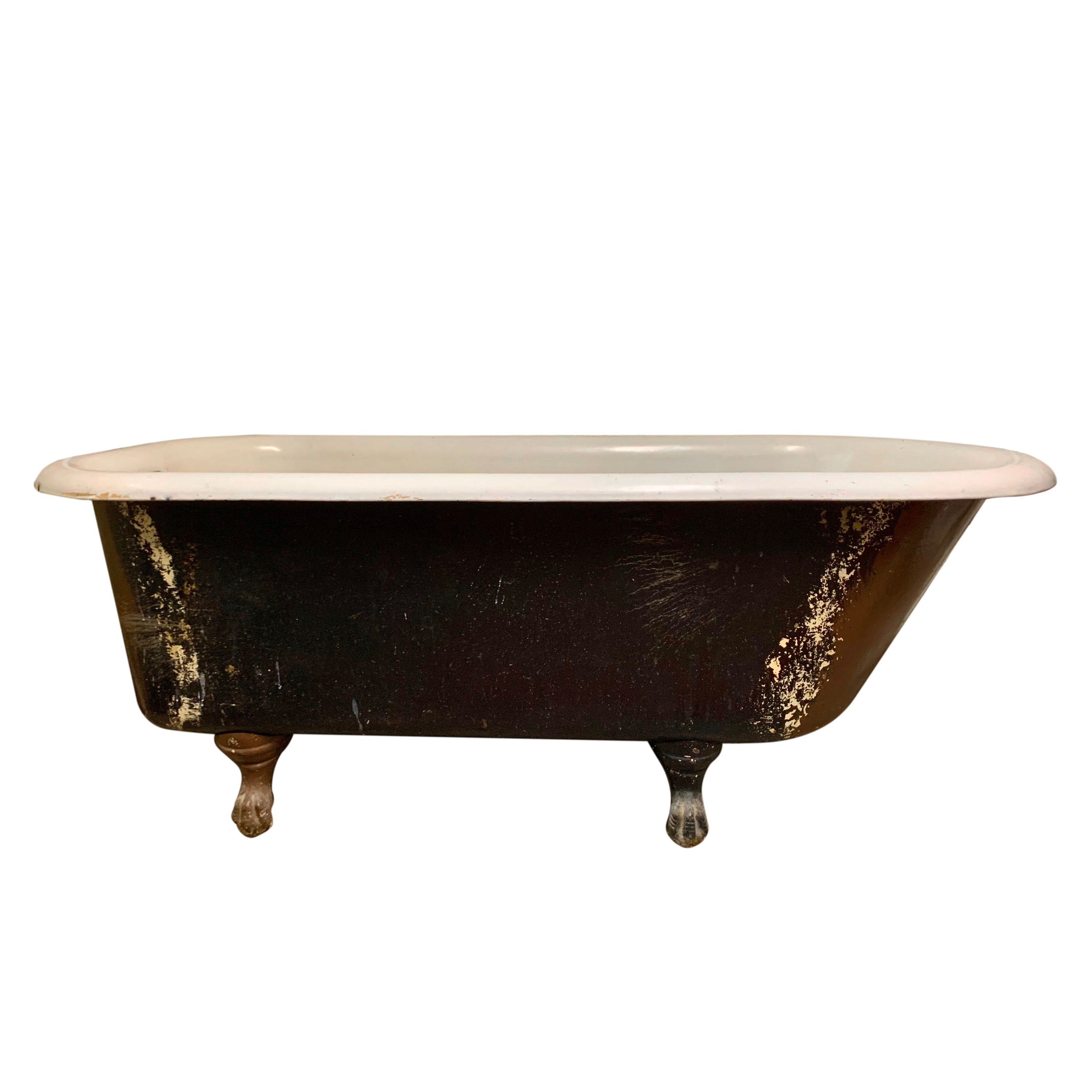 Cast Iron Claw Foot Bathtub