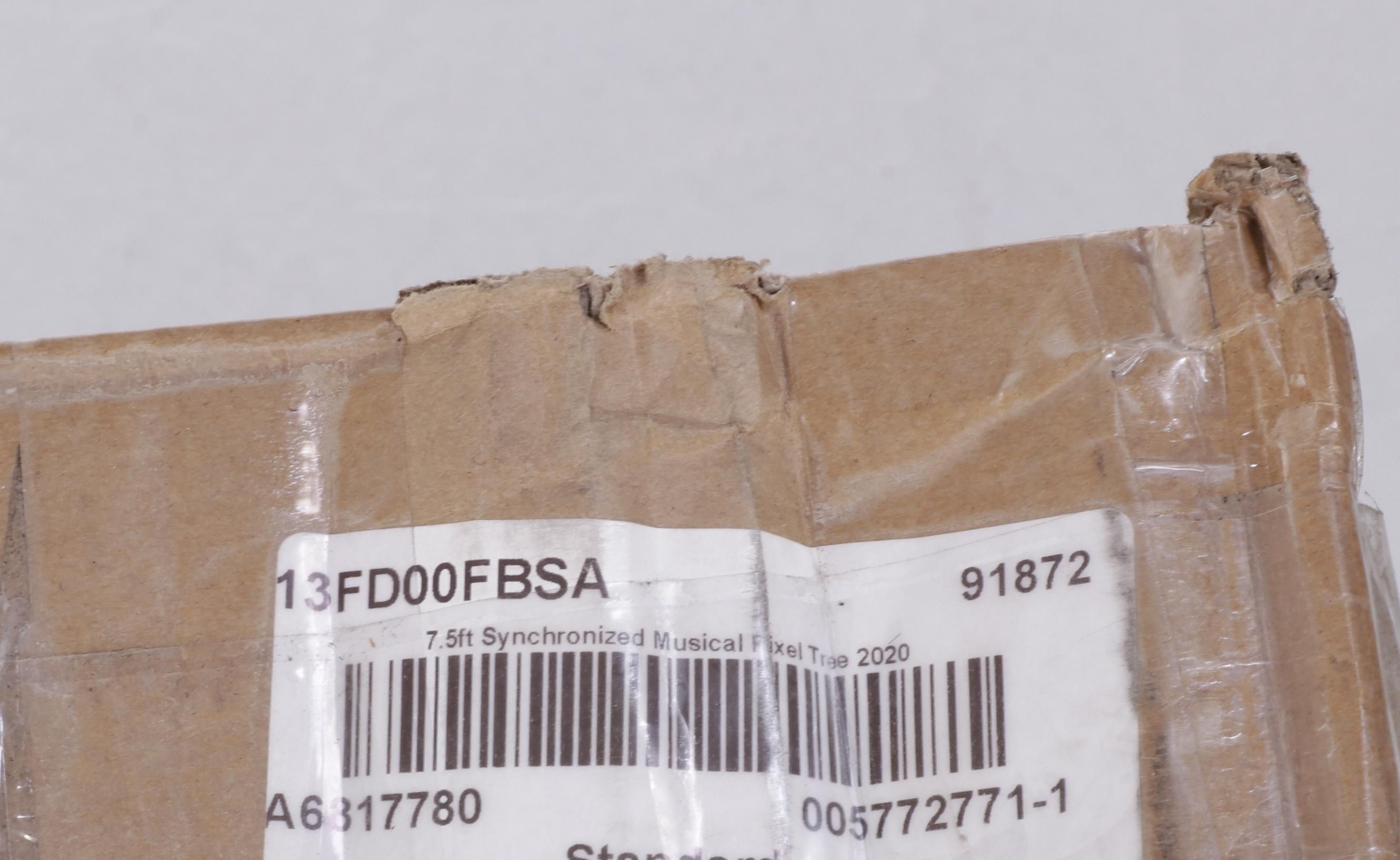 7 1/2' Synchronized Musical Pixel Tree