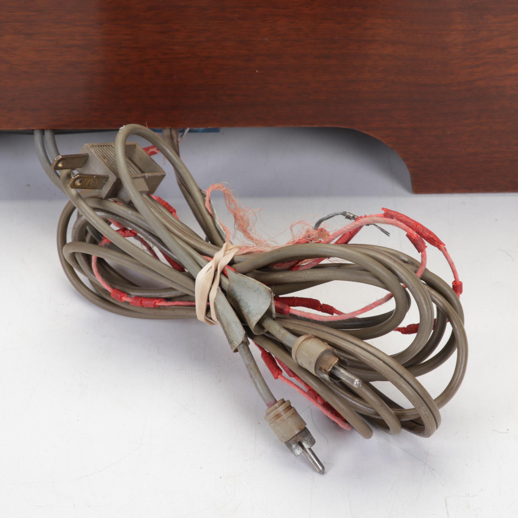 Rek-O-Kut Rondine Jr. L-34 Idler Drive Turntable, Mid-20th Century