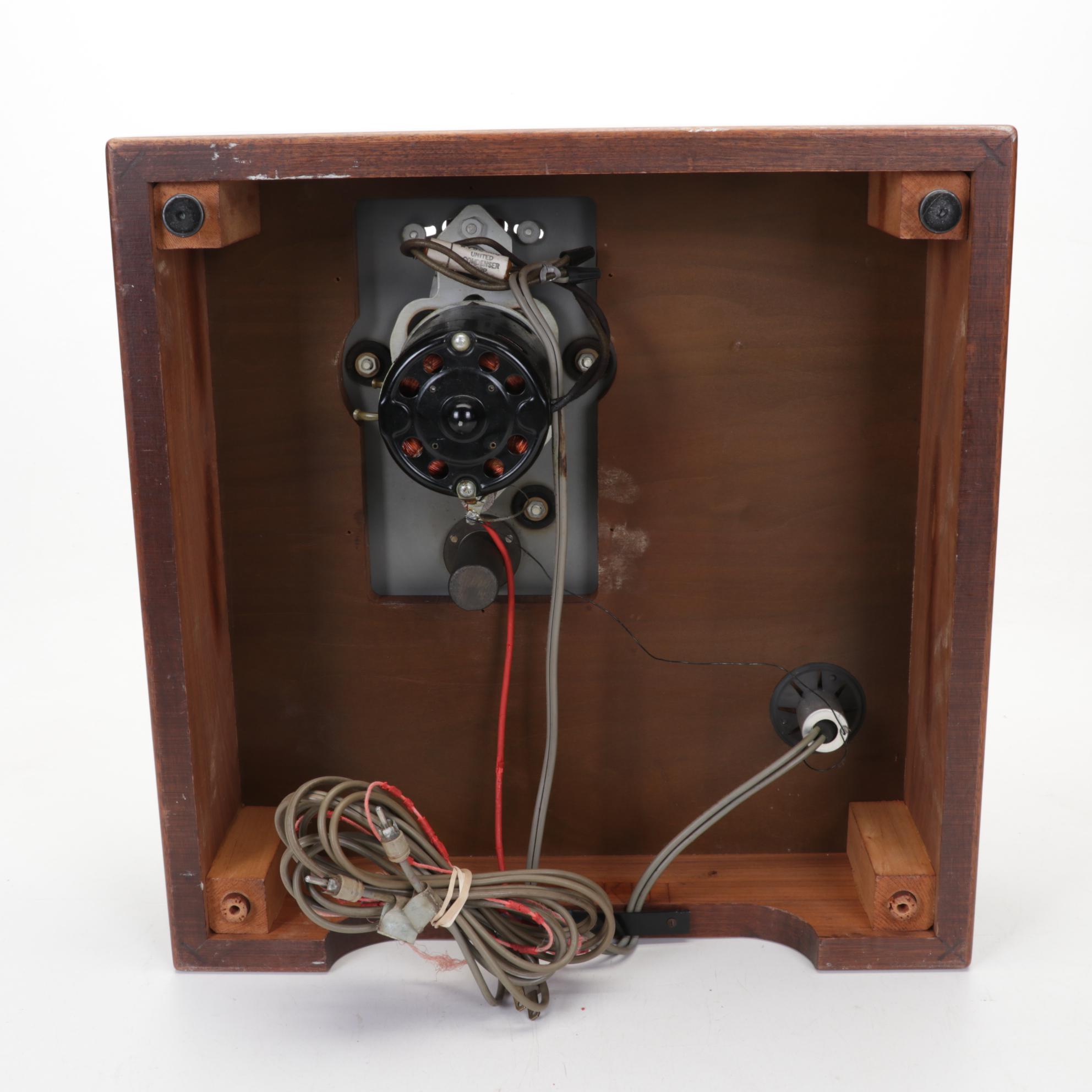 Rek-O-Kut Rondine Jr. L-34 Idler Drive Turntable, Mid-20th Century