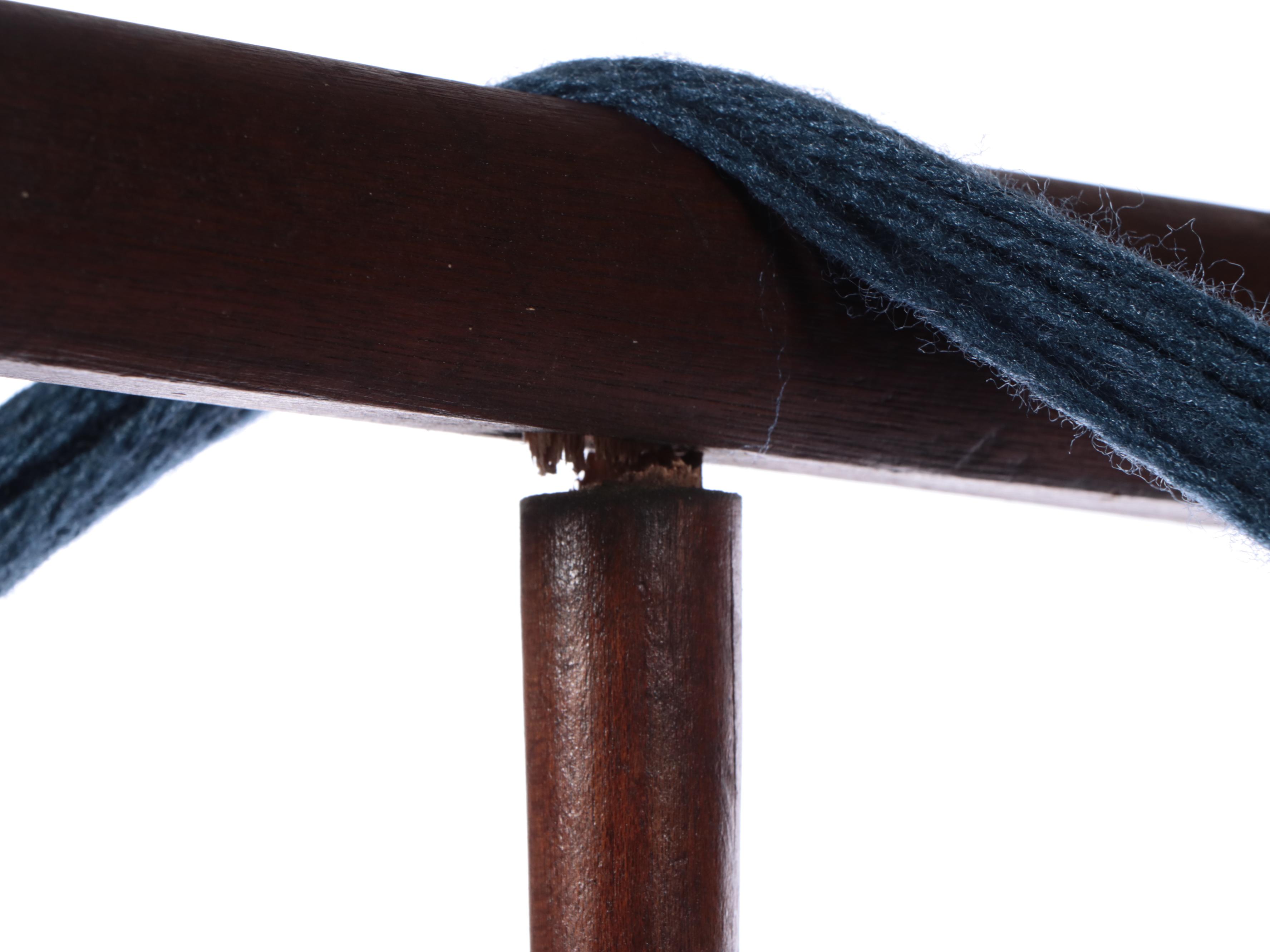 Primitive Walnut Wool Winder, 19th Century