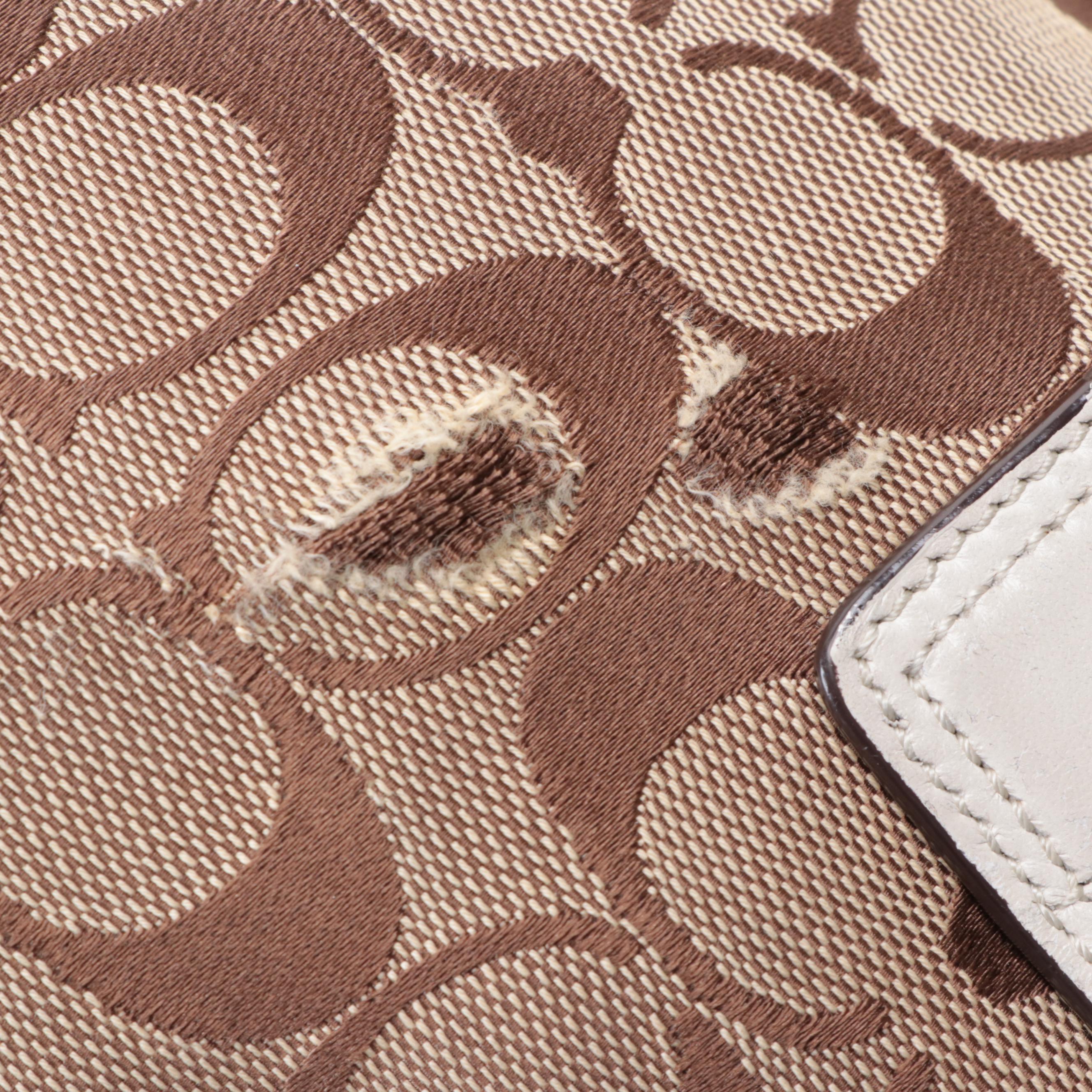 Coach Shoulder Bag in Signature Canvas with Leather Trim