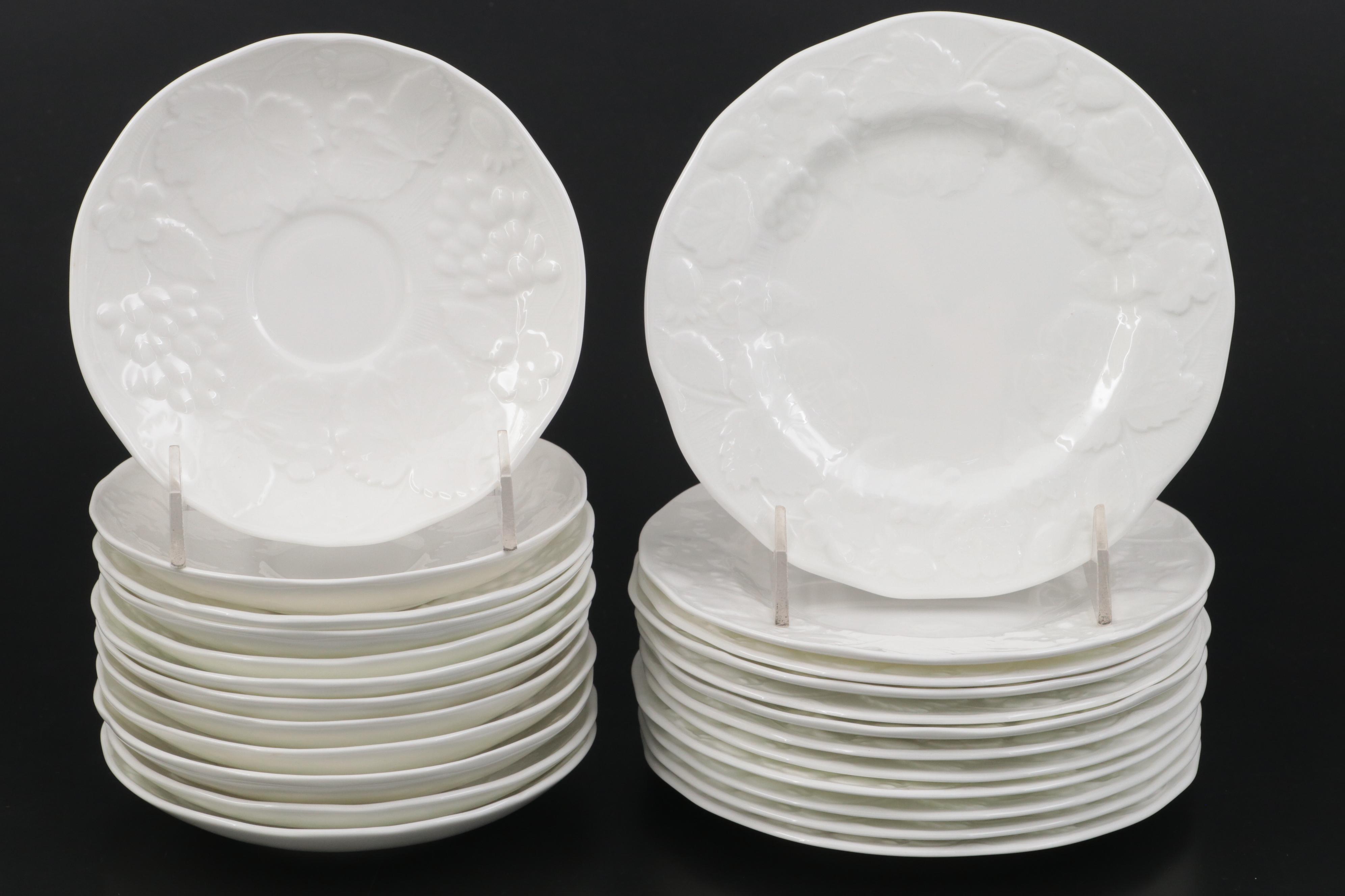 Wedgwood "Strawberry and Vine" Bone China Dinnerware, 1988