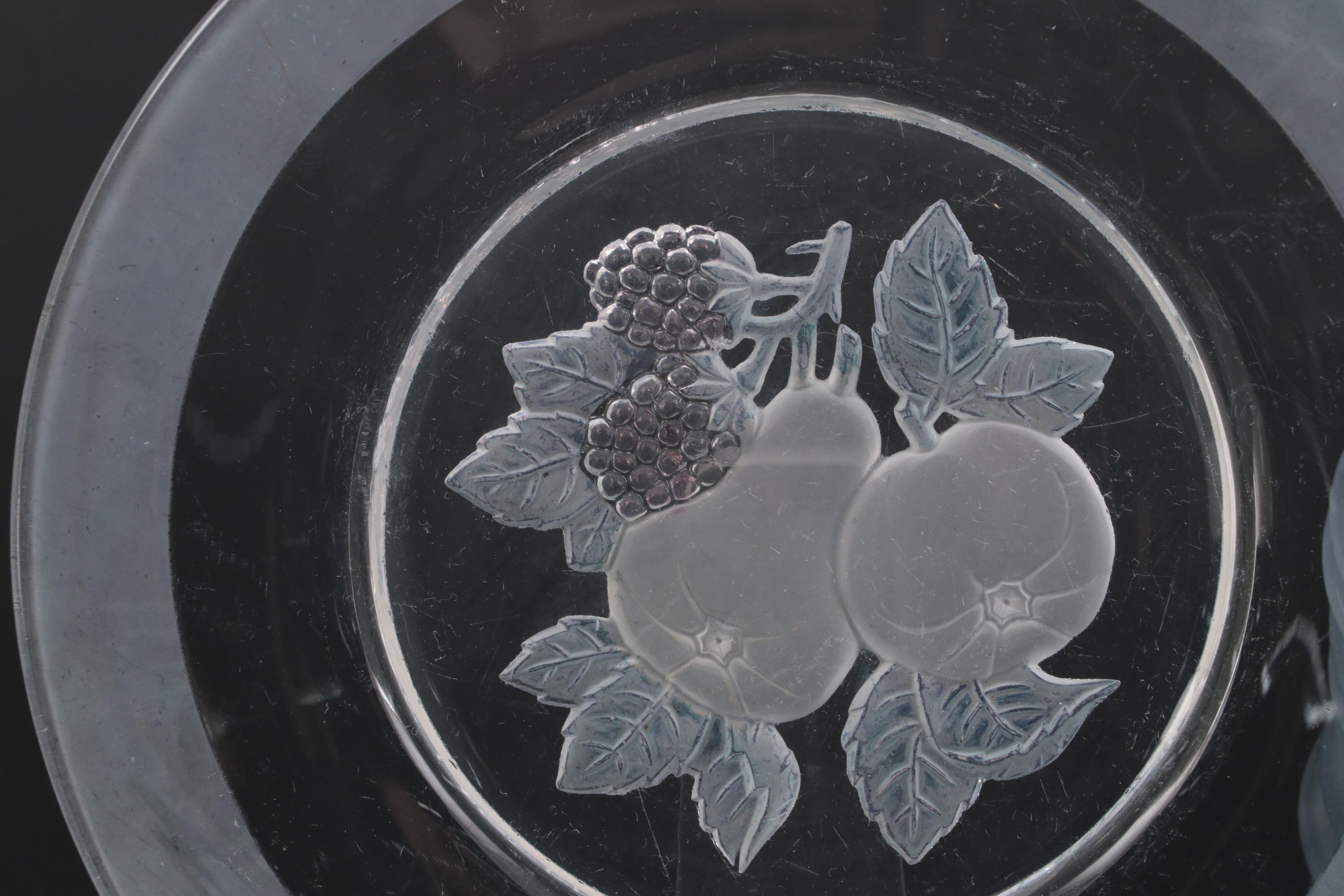 Wedgwood "Strawberry and Vine" Bone China Dinnerware, 1988