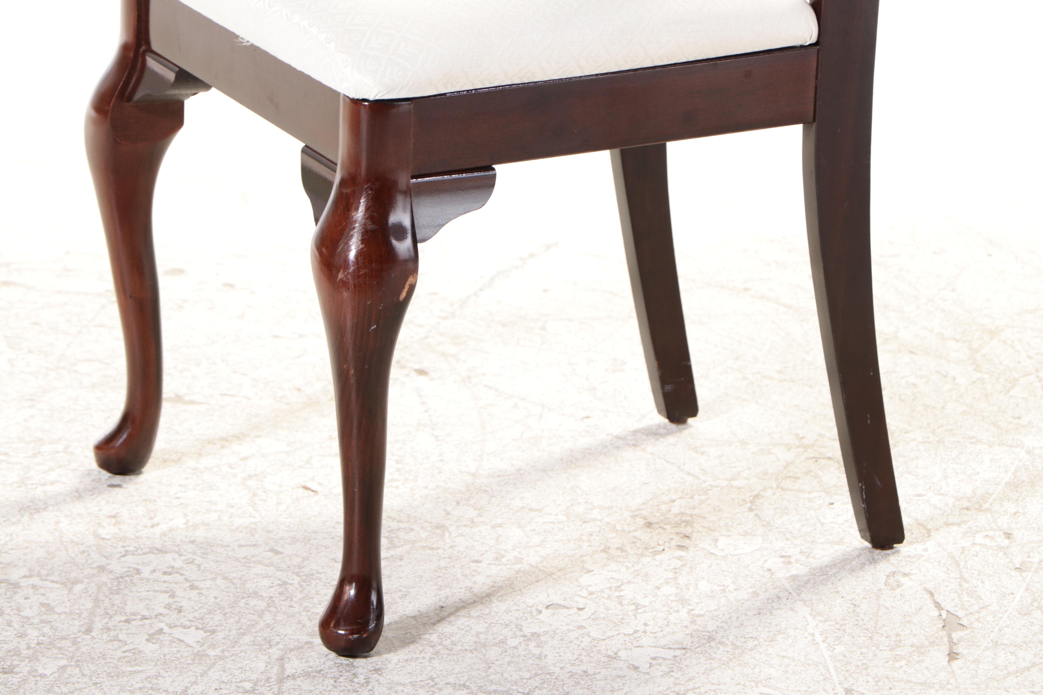 Singer Furniture Queen Anne Style Cherry Nine-Piece Dining Set