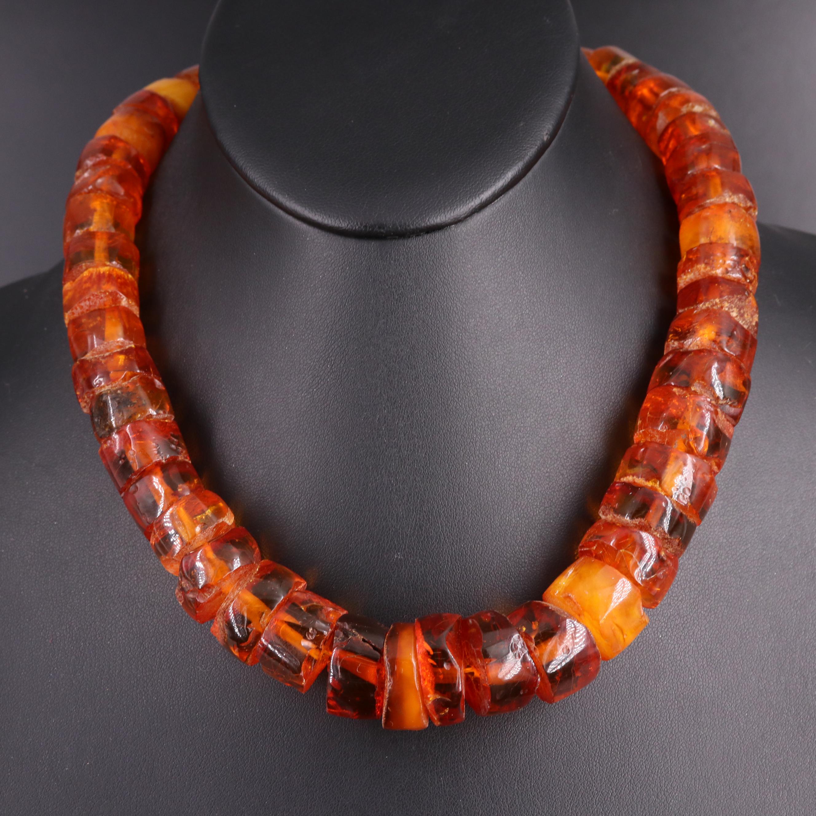 Graduated Amber Necklace