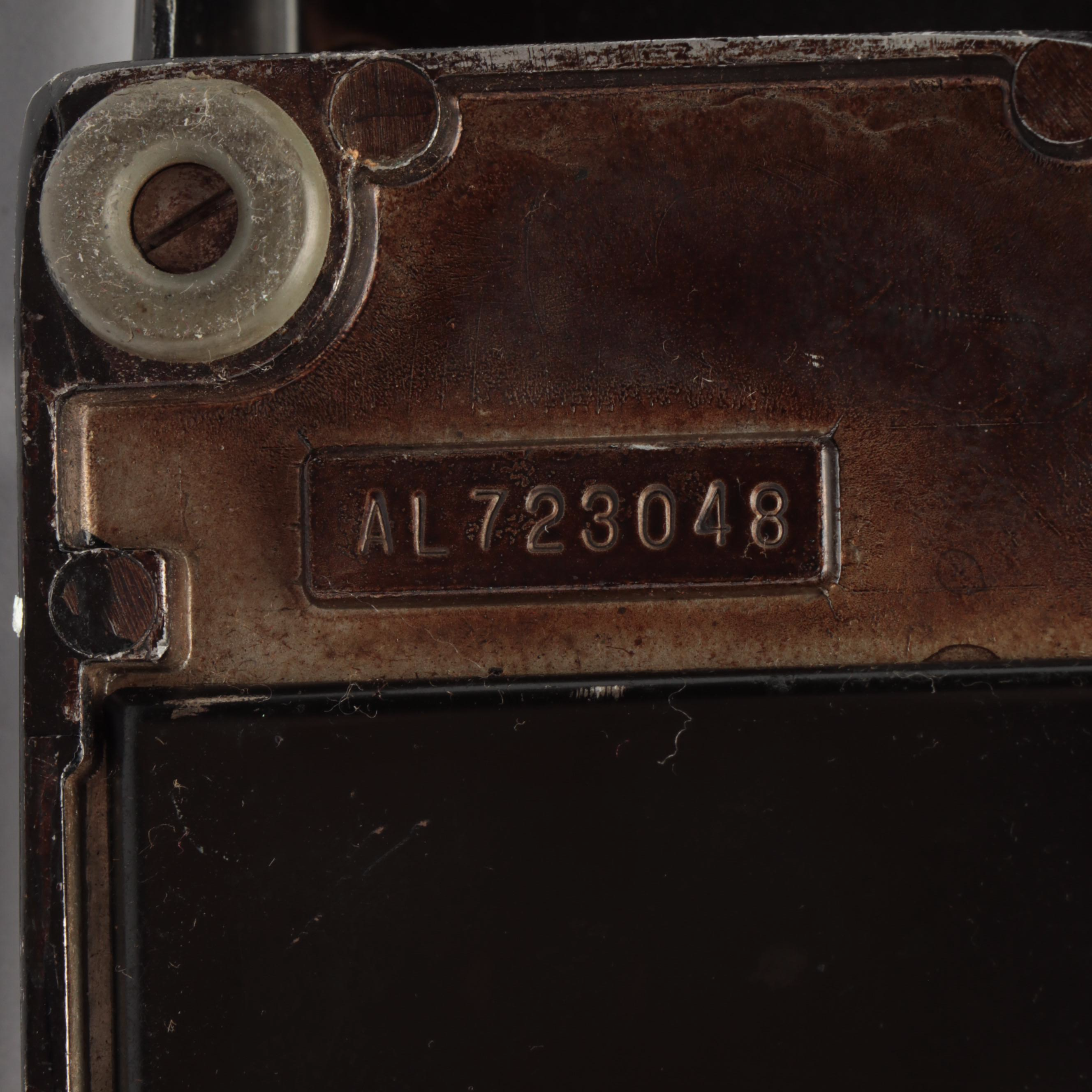 Singer Model 221 Featherweight Sewing Machine With Case and Foot Pedal