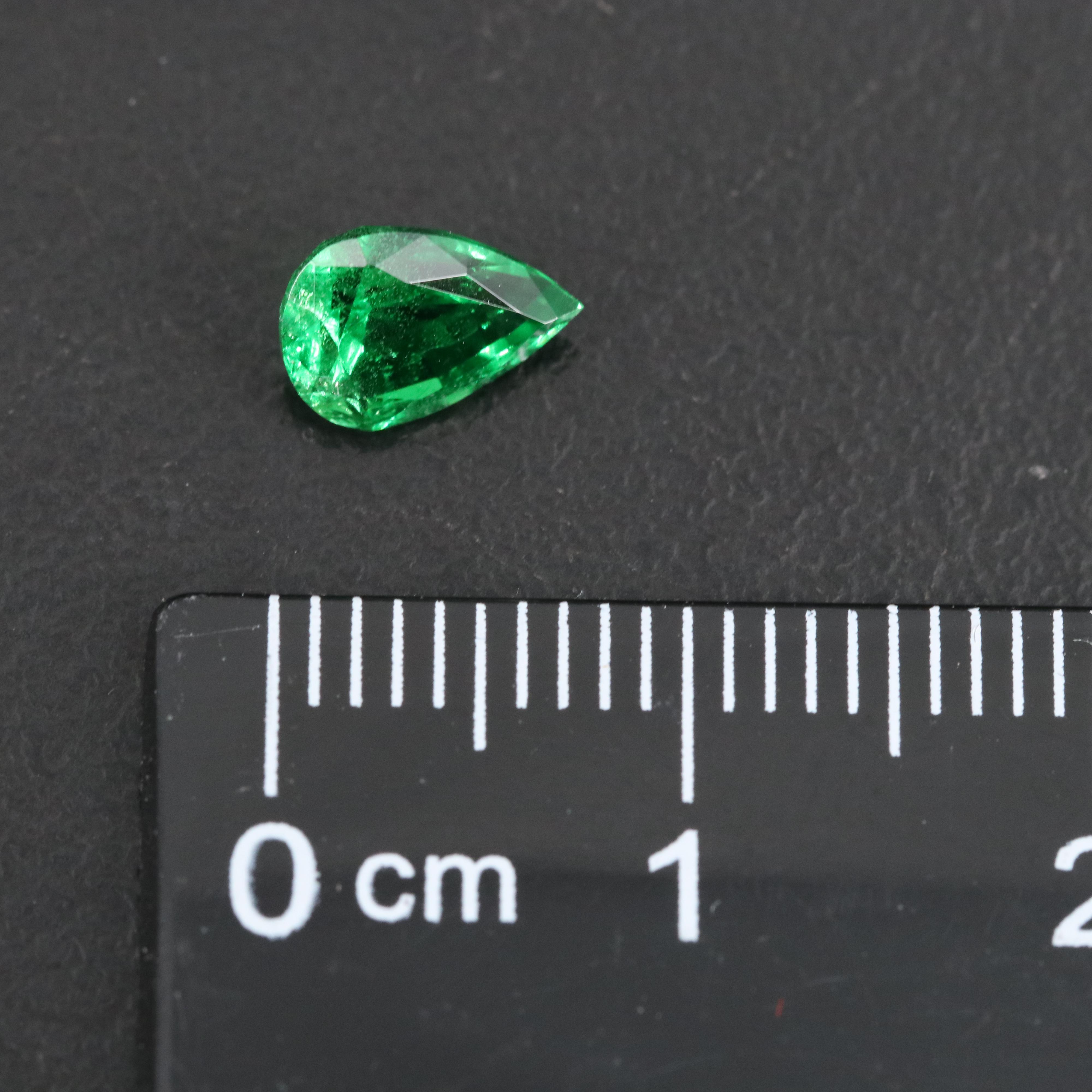 Loose 1.07 CT Tsavorite with GIA Report