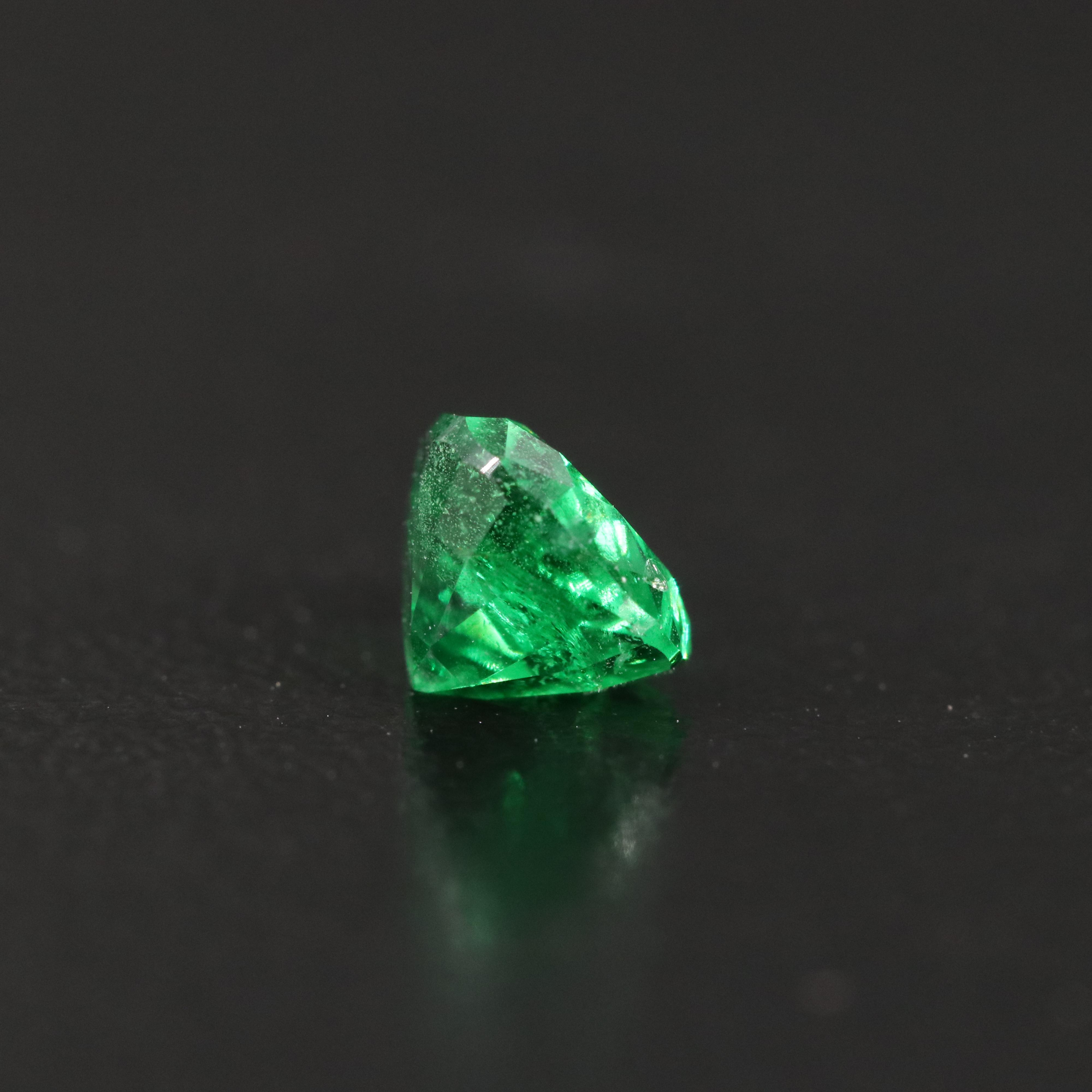 Loose 1.07 CT Tsavorite with GIA Report