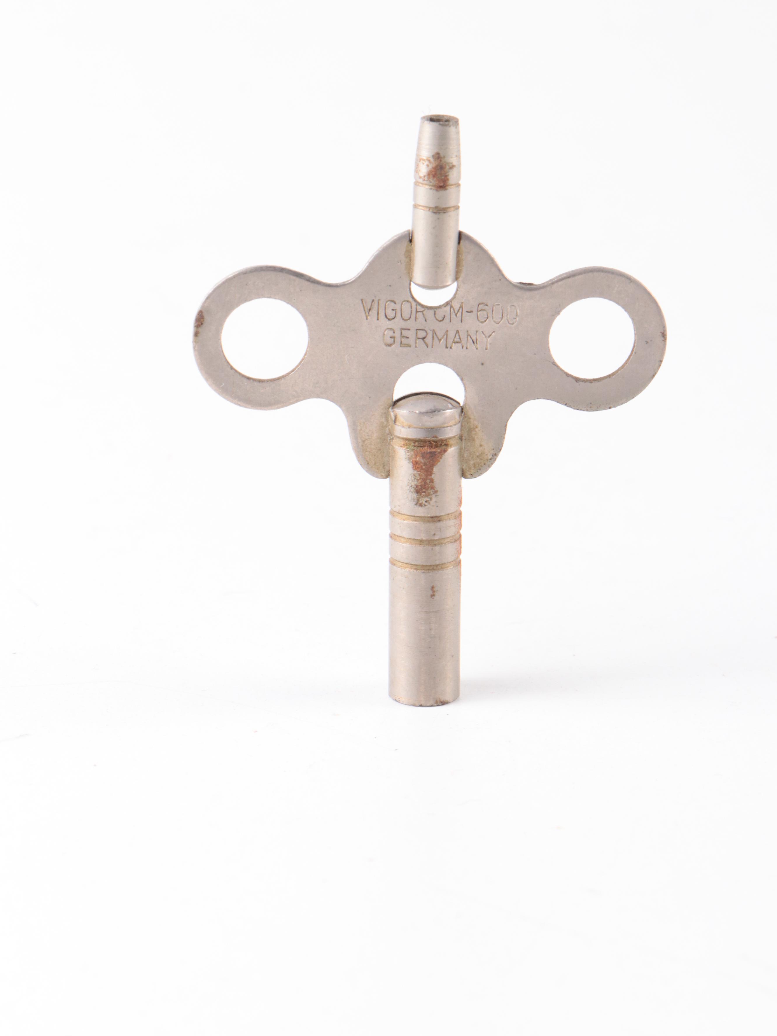 Victorian Schoolhouse Style Oak Regulator Clock