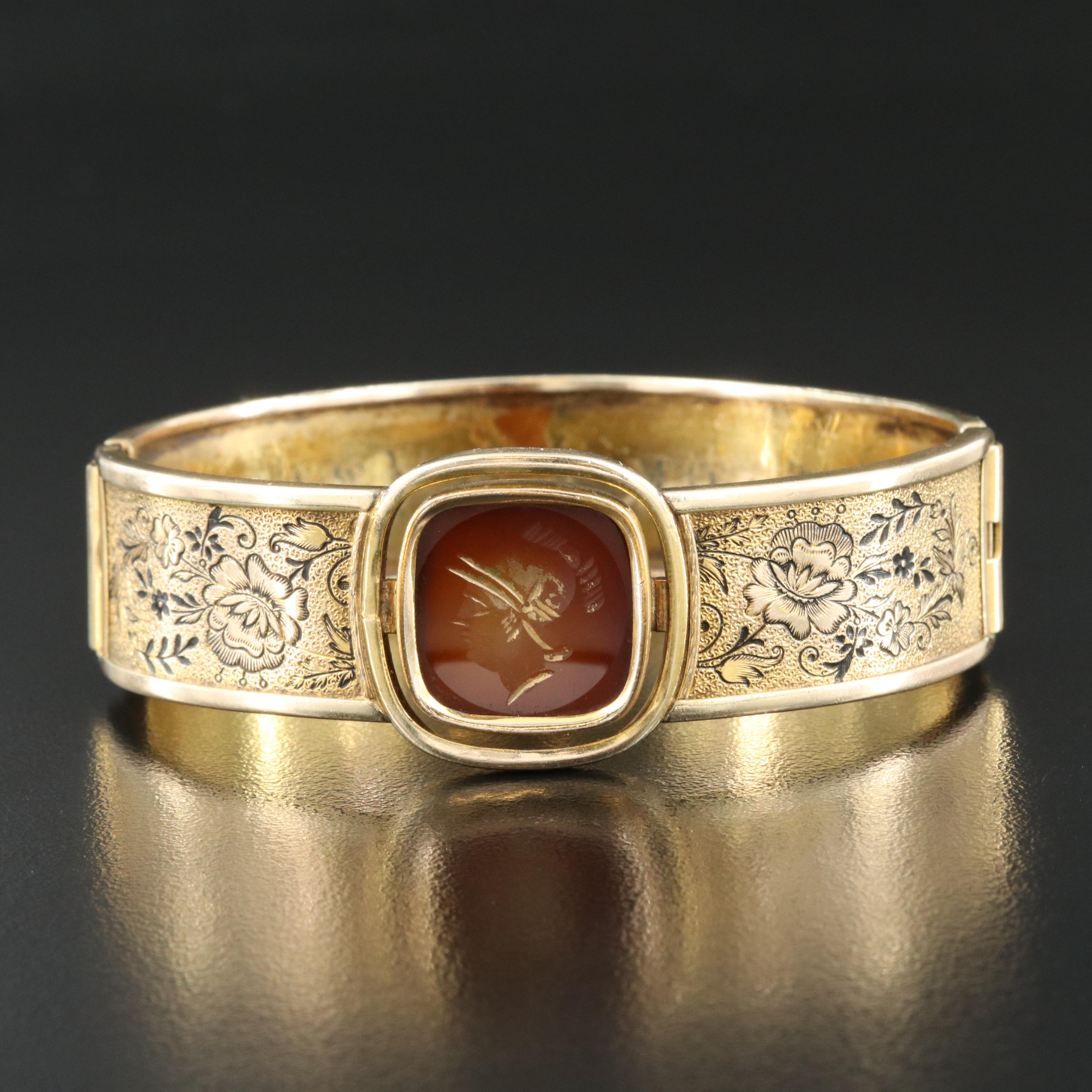 Simmons Taille d'Epargné Carnelian Intaglio and Resin Enamel Bracelet